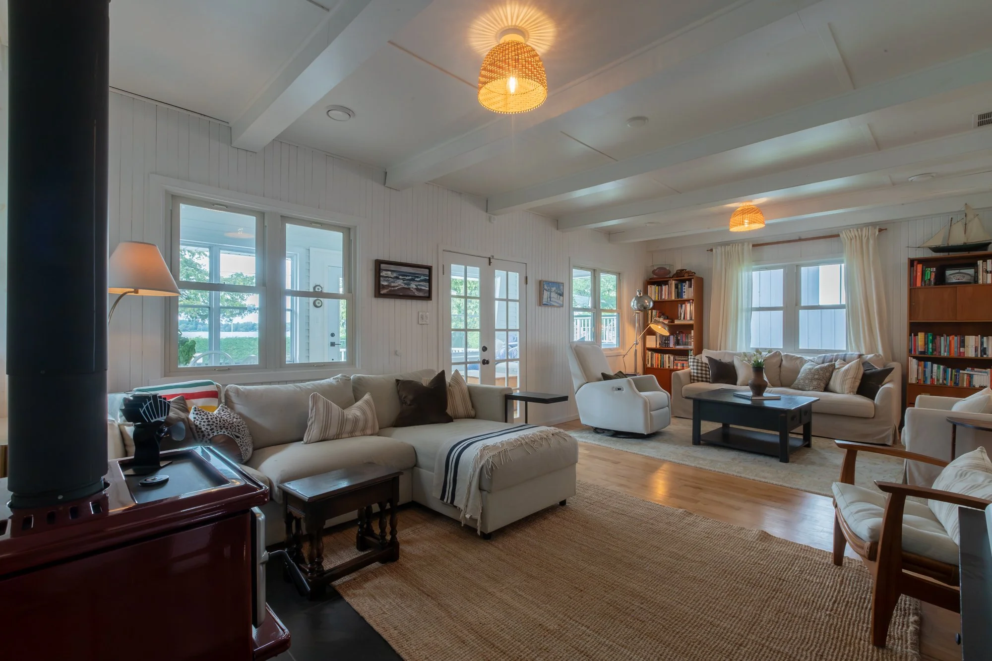 913 Lake Drive North, Georgina-29.jpg