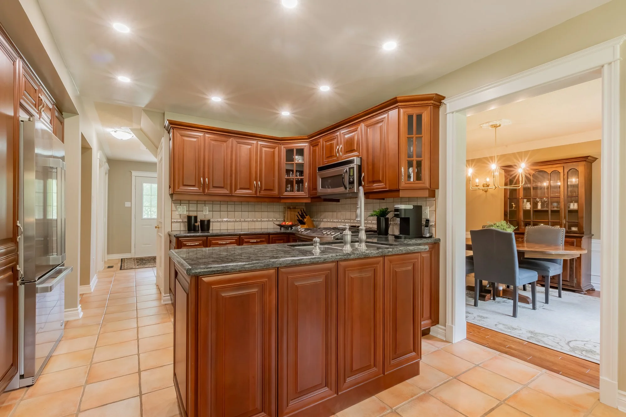 34 Amberglen Court, Holland Landing-65.jpg