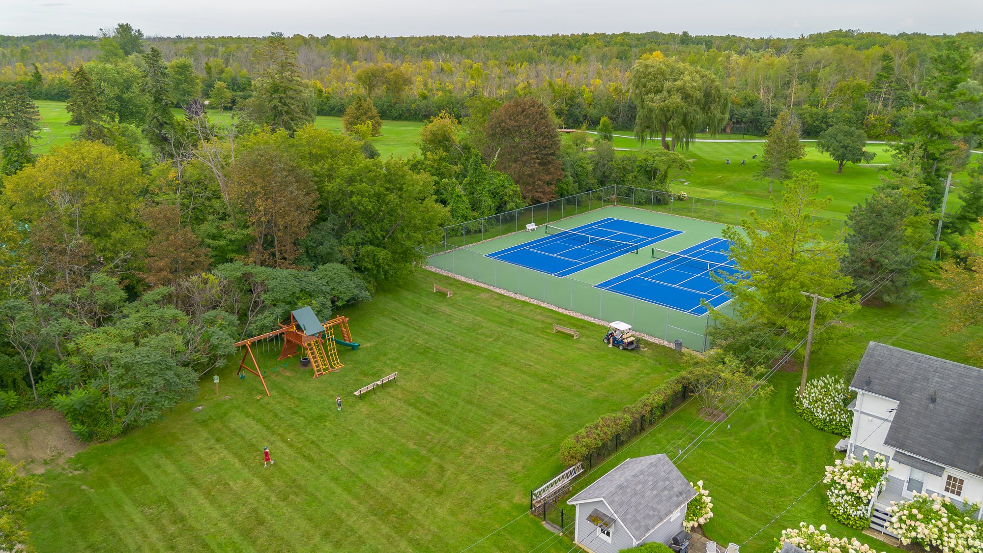 913 Lake Drive North, Georgina-105.jpg