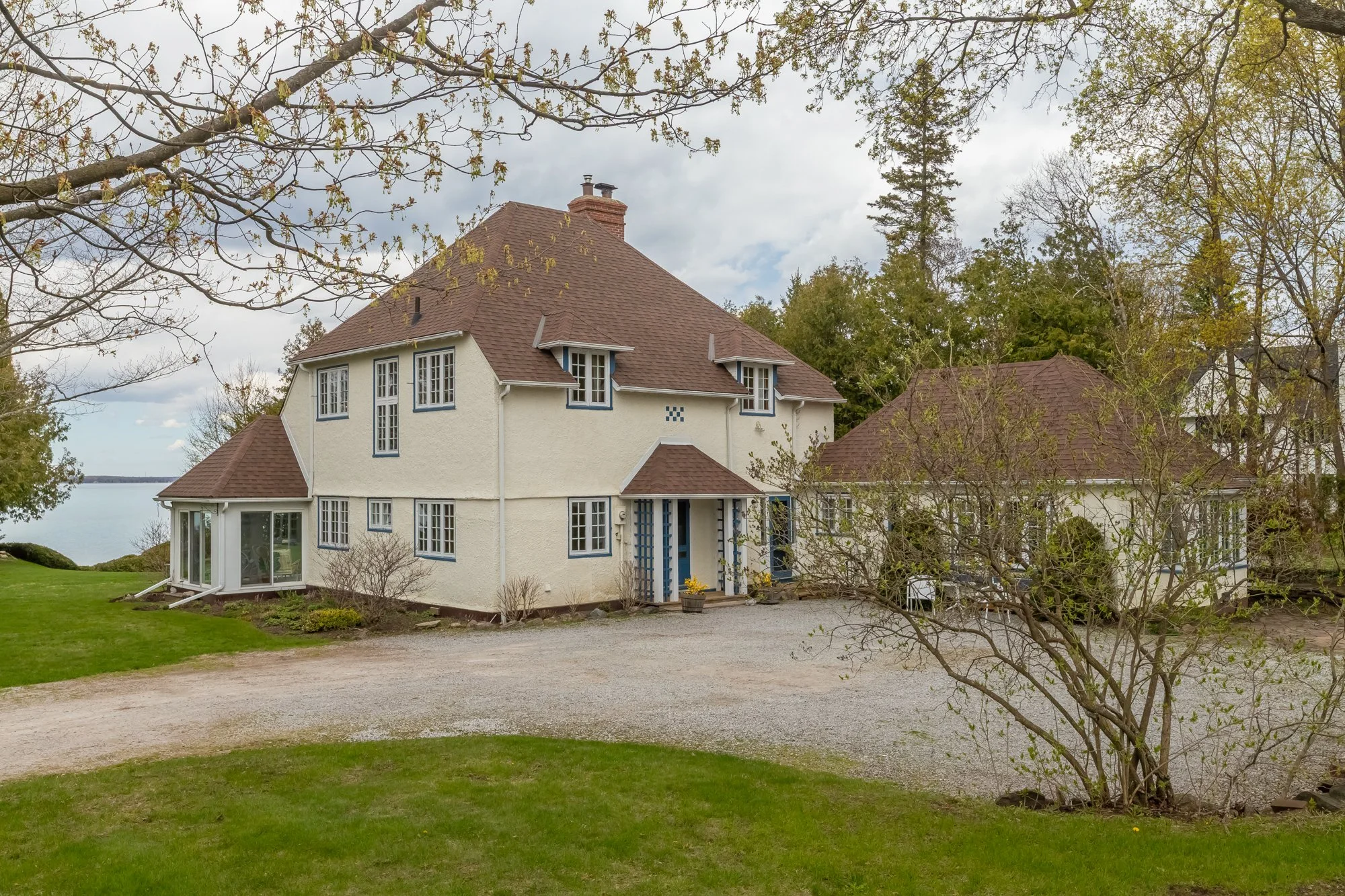 724 Lake Drive North, Roches Point-21.jpg