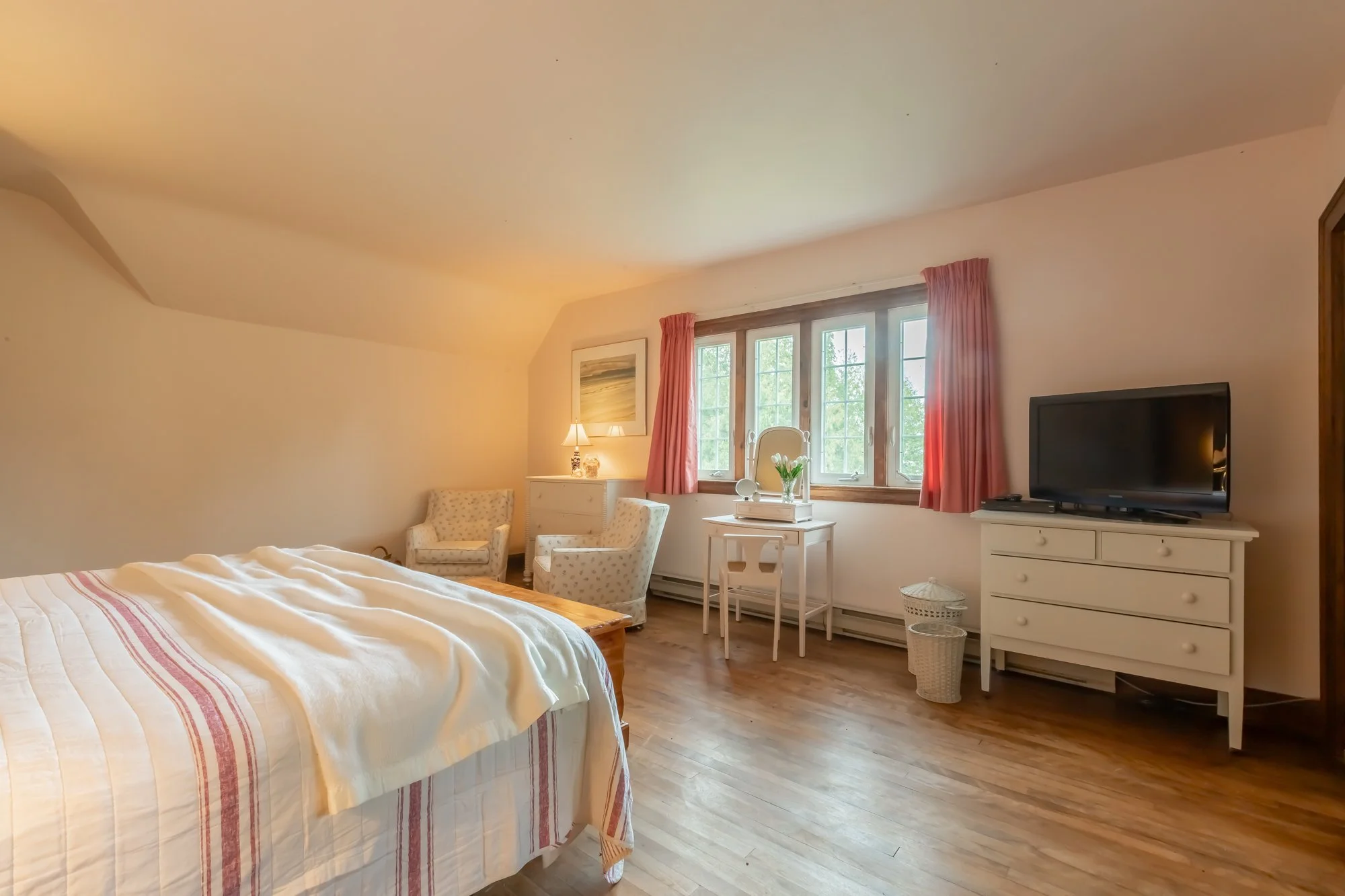 724 Lake Drive North, Roches Point-99.jpg
