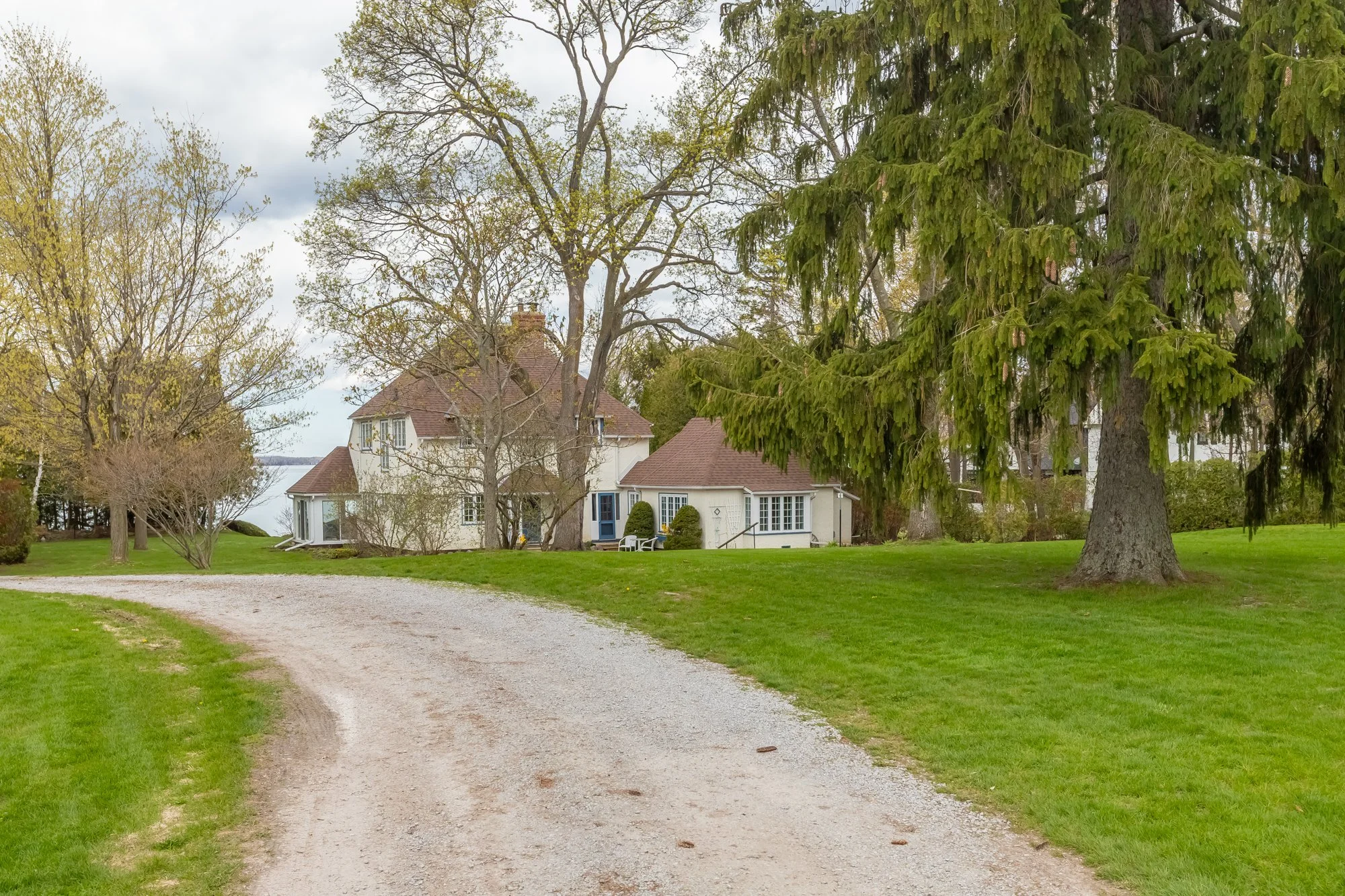 724 Lake Drive North, Roches Point-4.jpg