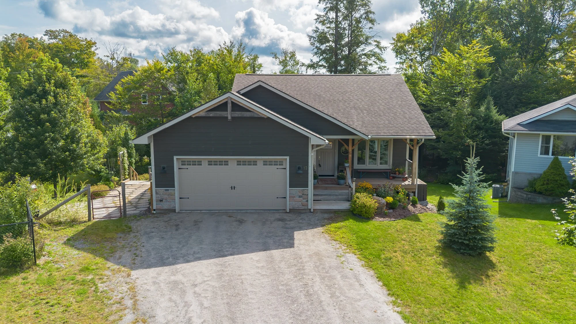 17 Hart Court, Huntsville - SUMMER UPDATE-77.jpg