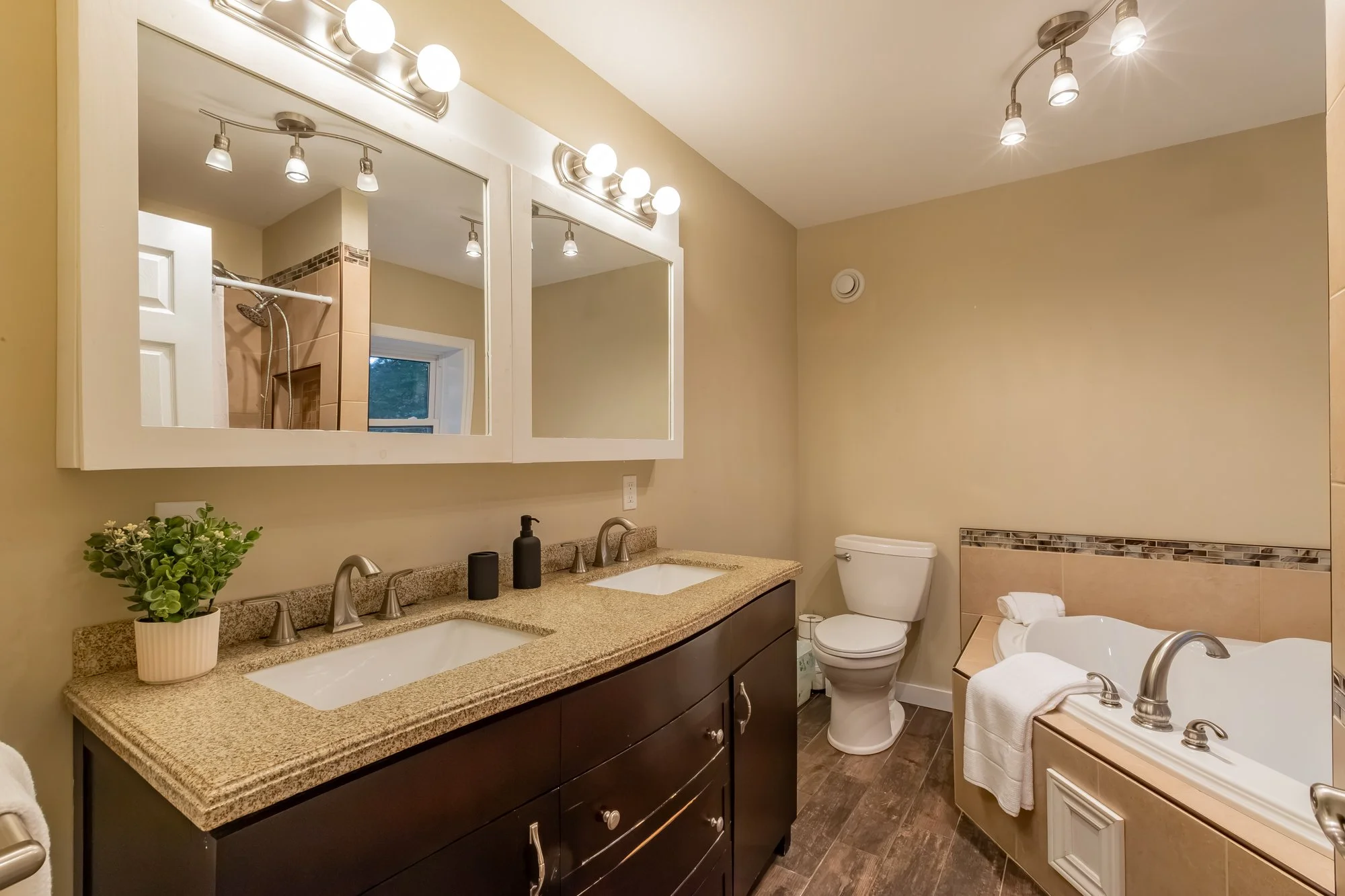 419 South Mary Lake Road, Port Sydney-81.jpg