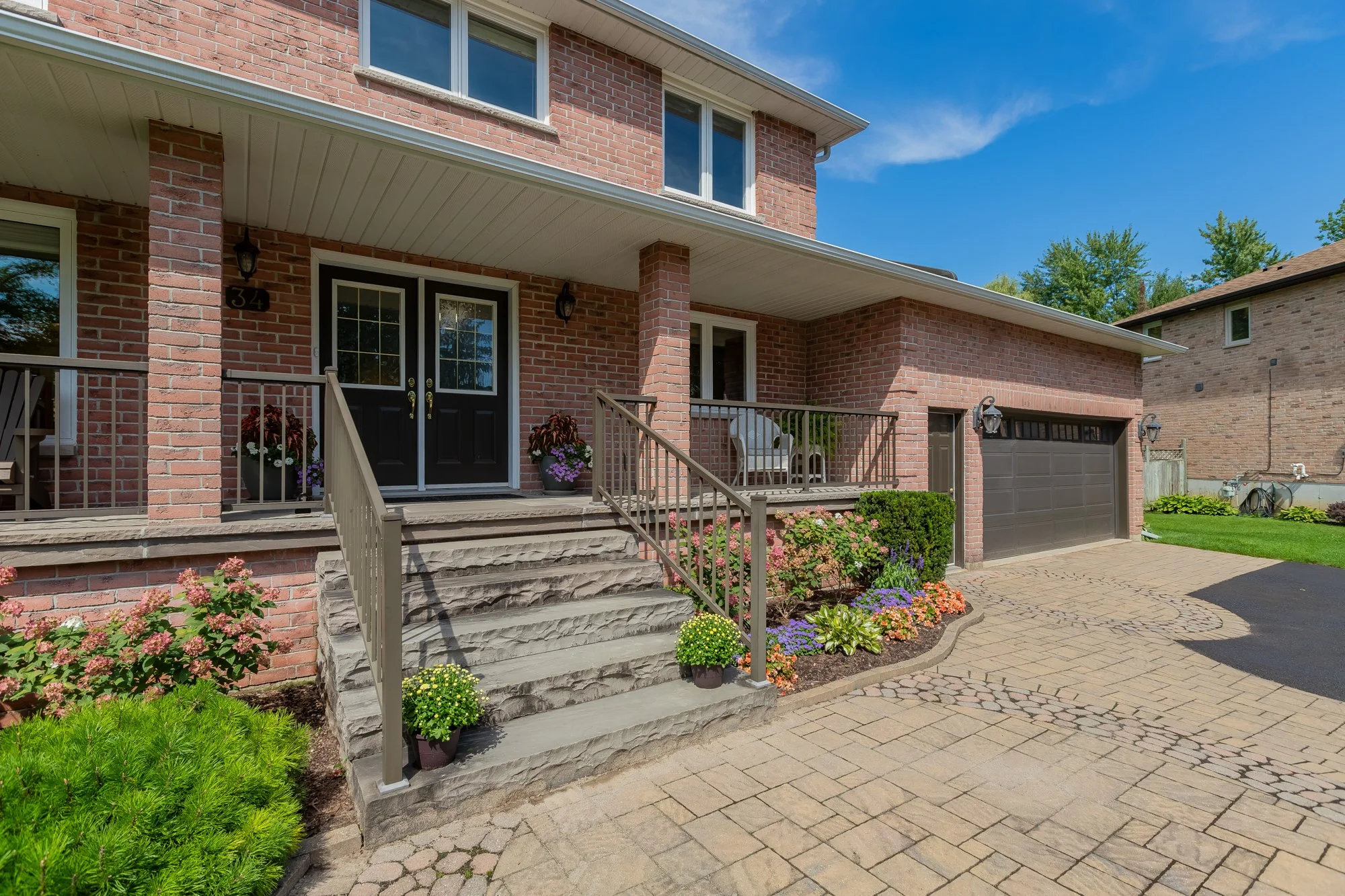34 Amberglen Court, Holland Landing-20.jpg