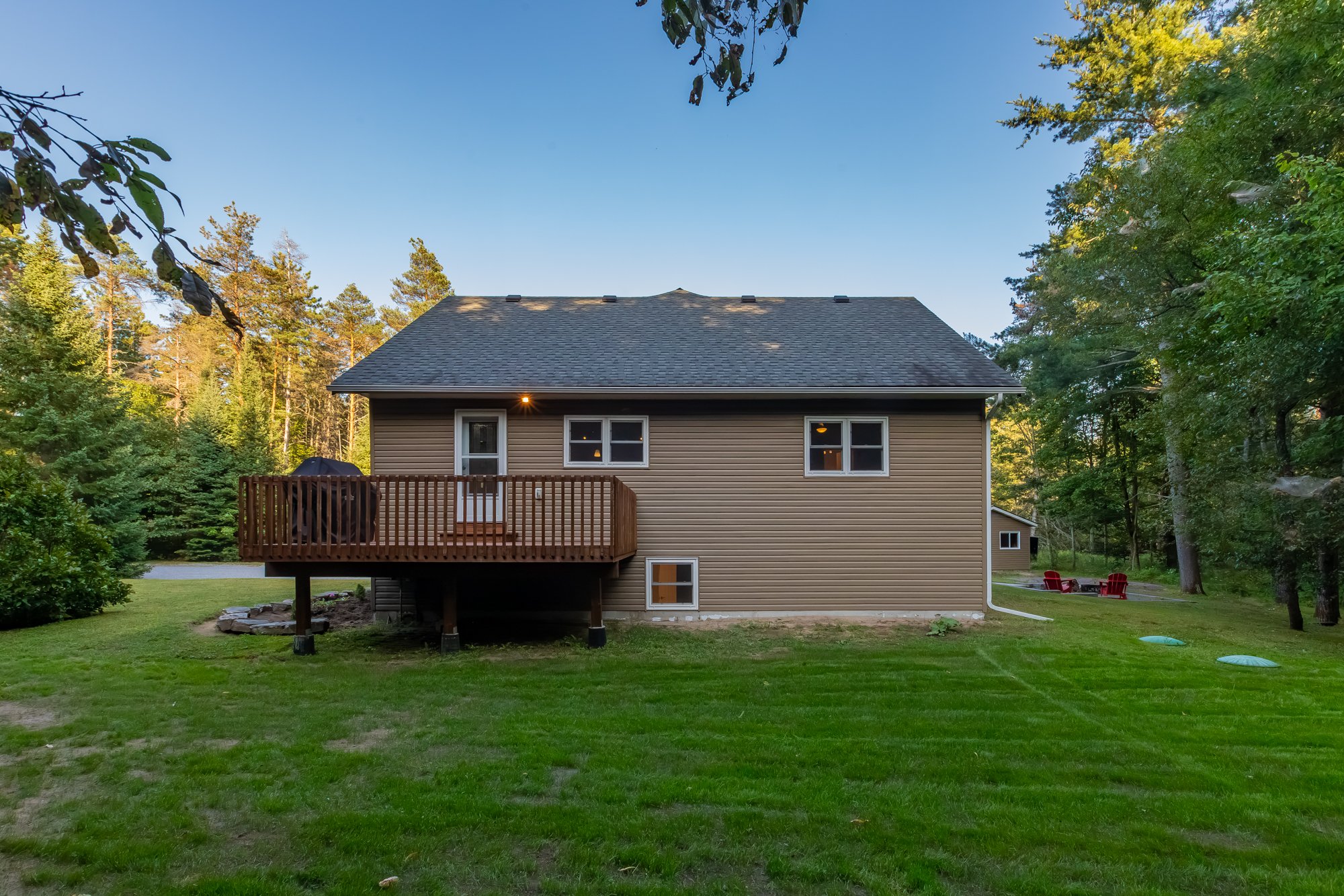 419 South Mary Lake Road, Port Sydney-43.jpg