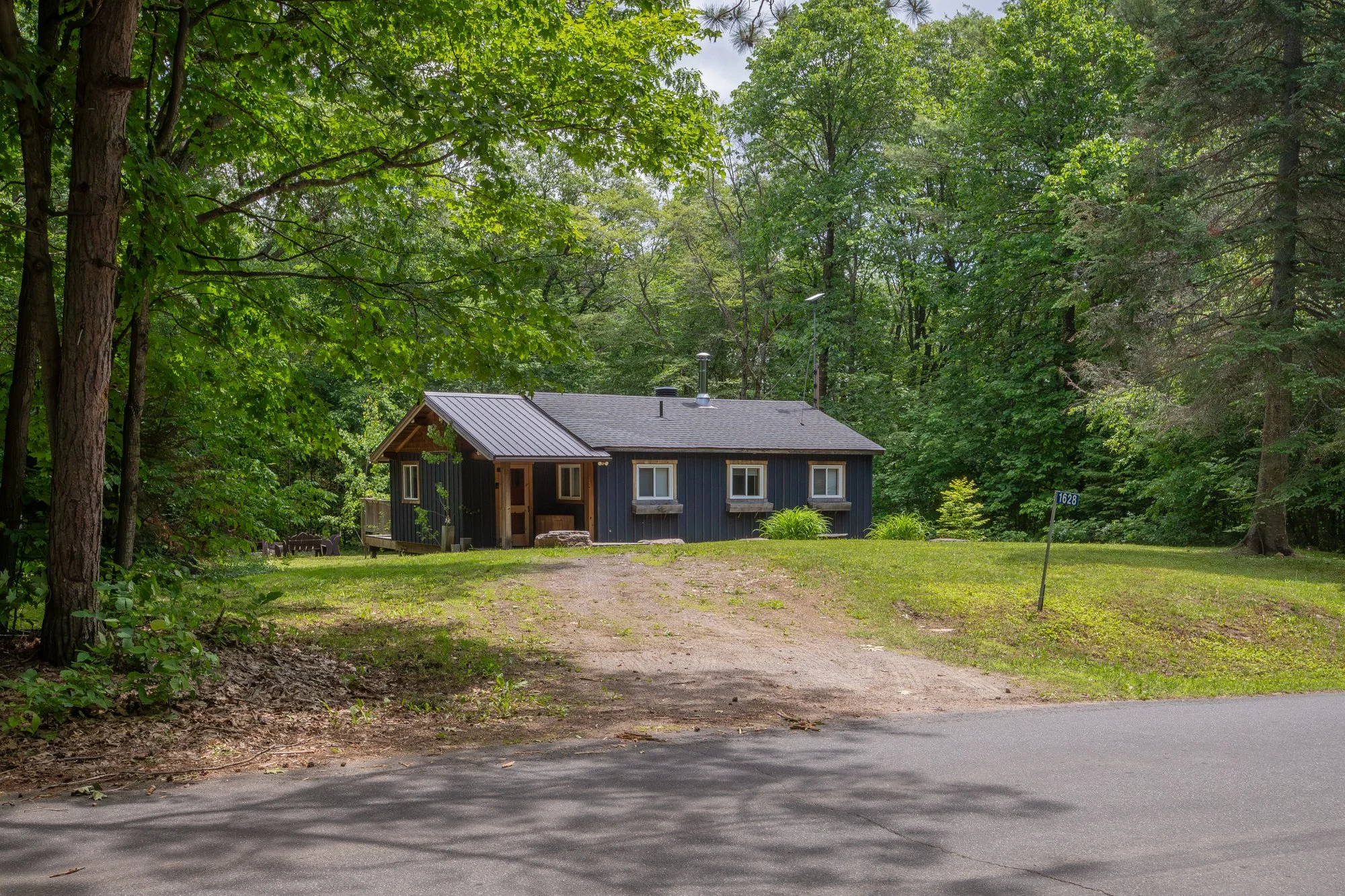 1628 Boshkung Lake Road, Buttermilk Falls-2.jpg