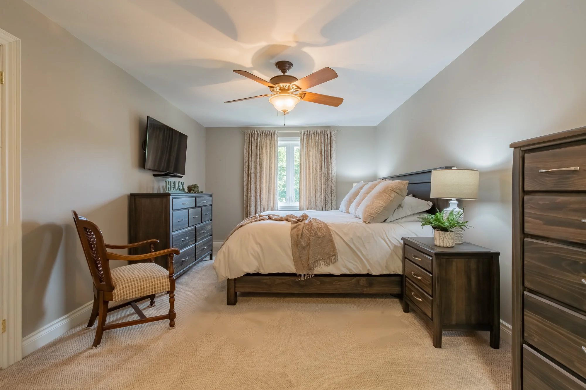 34 Amberglen Court, Holland Landing-100.jpg