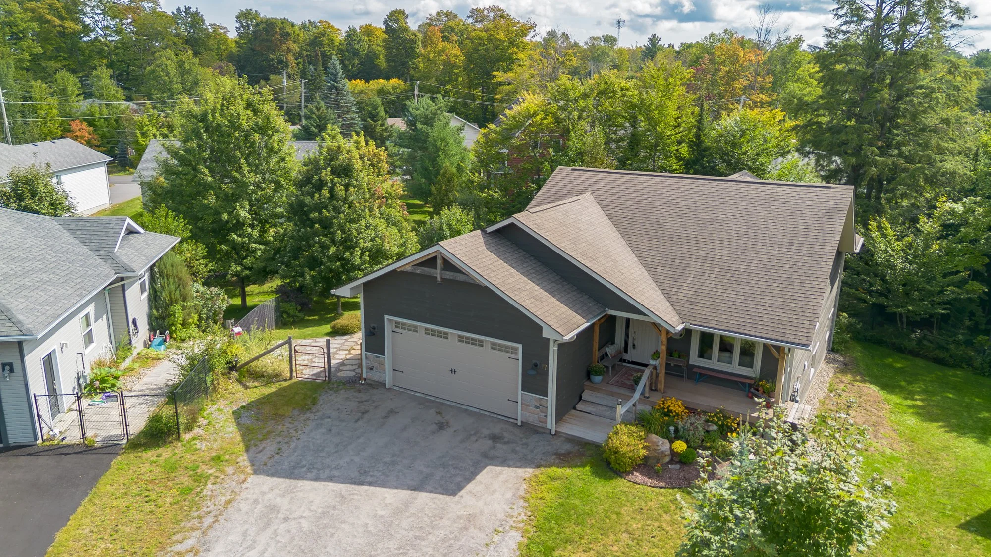 17 Hart Court, Huntsville - SUMMER UPDATE-78.jpg