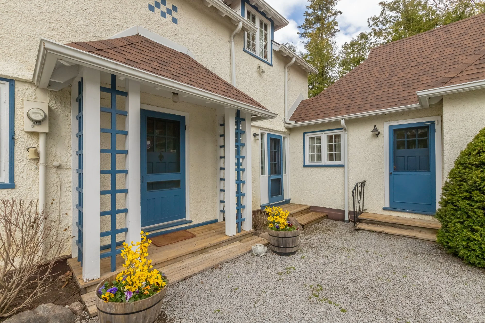 724 Lake Drive North, Roches Point-33.jpg