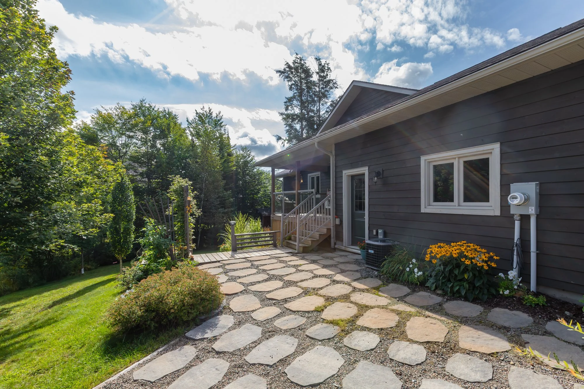 17 Hart Court, Huntsville - SUMMER UPDATE-19.jpg
