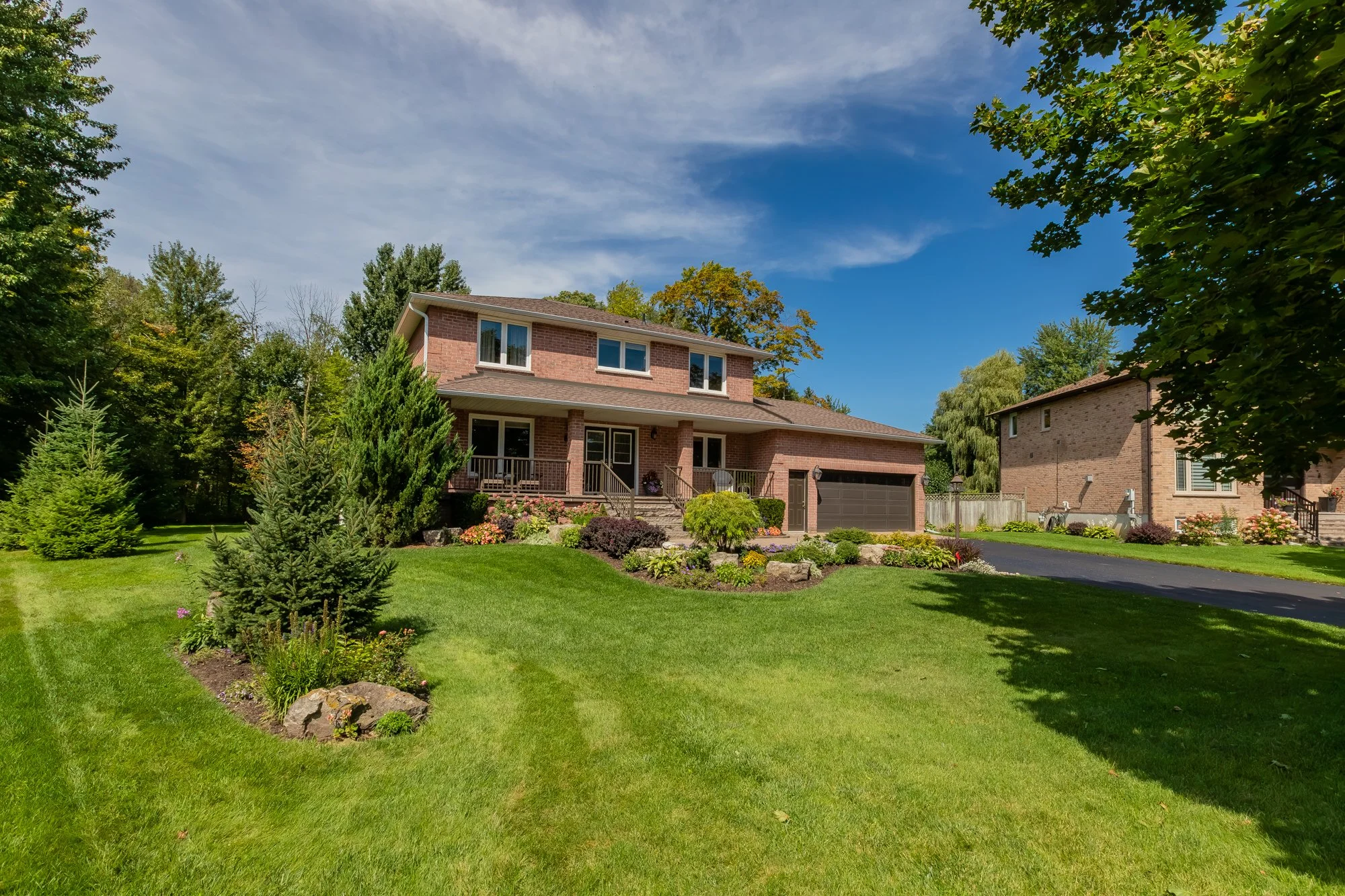 34 Amberglen Court, Holland Landing-12.jpg