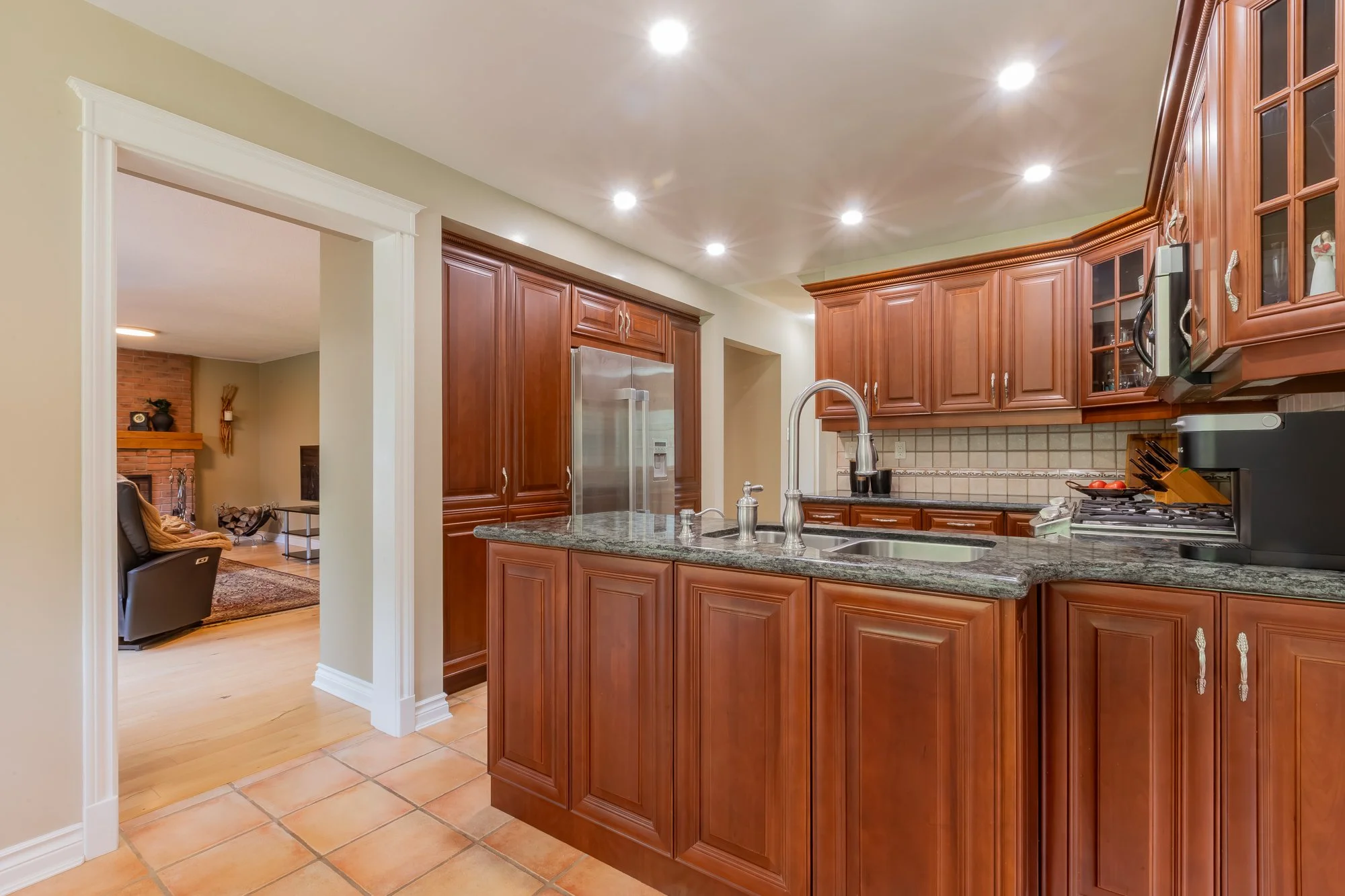 34 Amberglen Court, Holland Landing-66.jpg