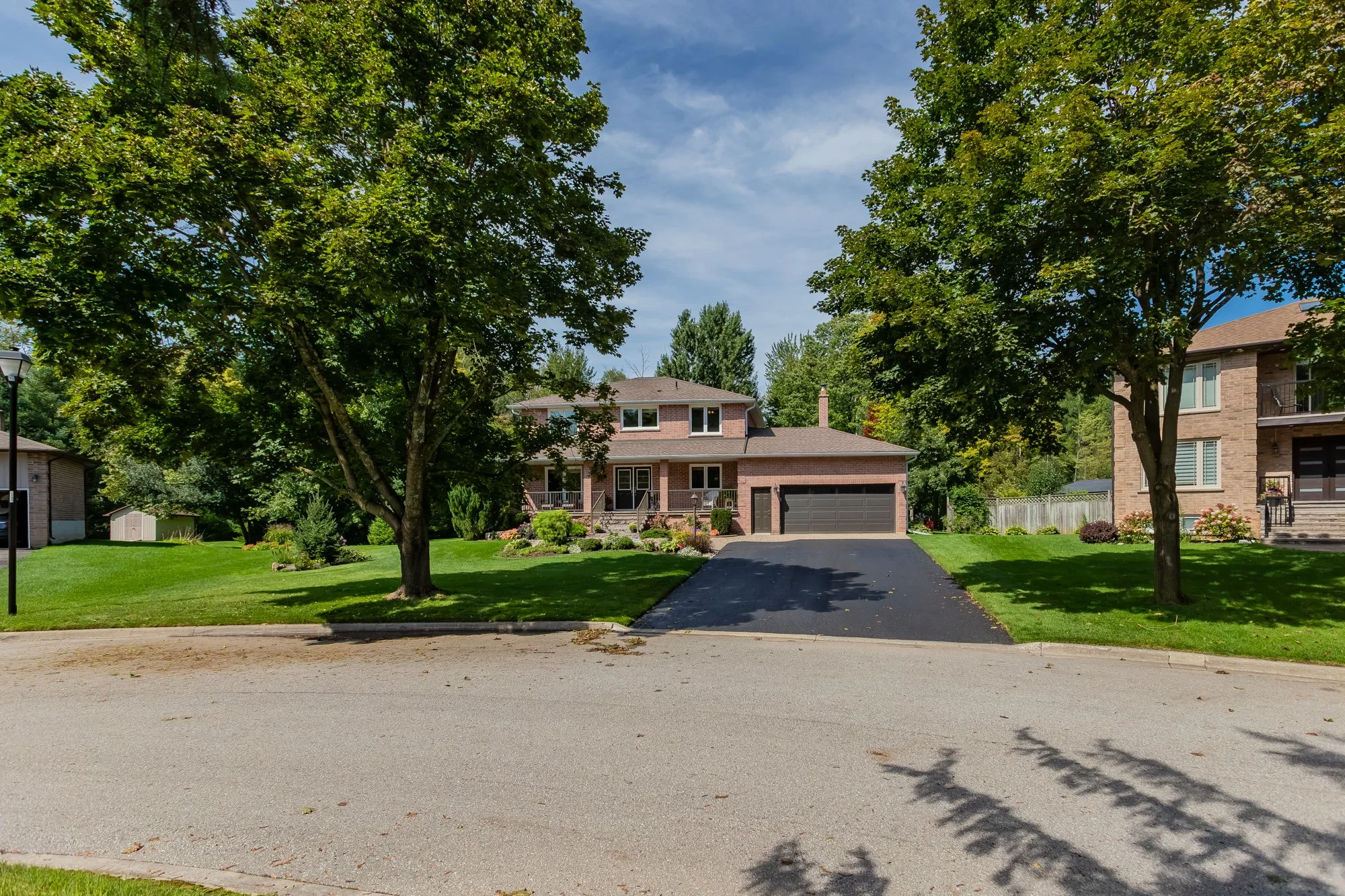34 Amberglen Court, Holland Landing-1.jpg