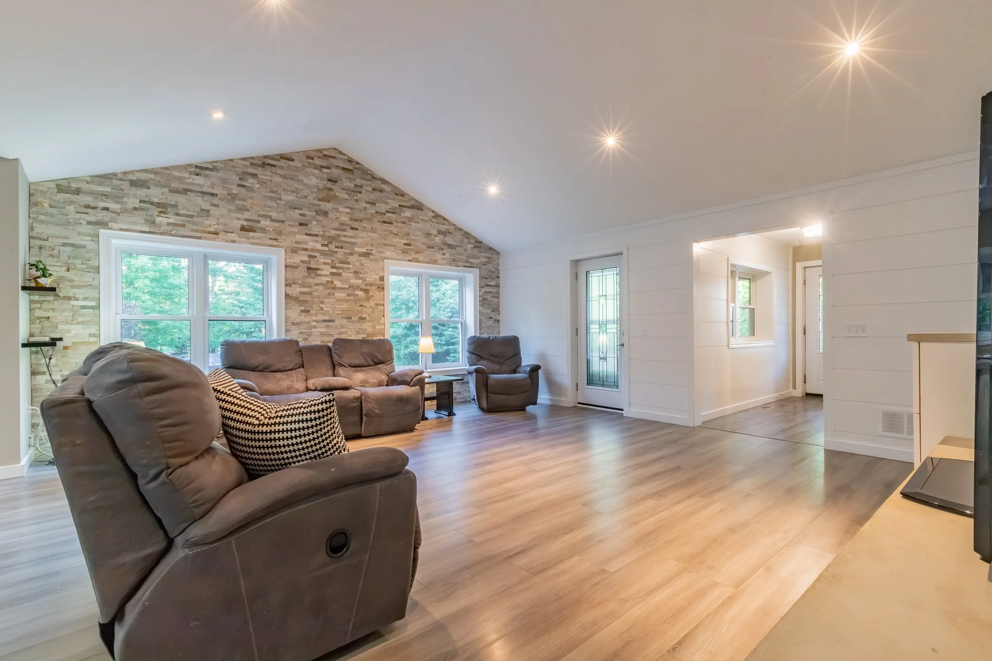 419 South Mary Lake Road, Port Sydney-76.jpg