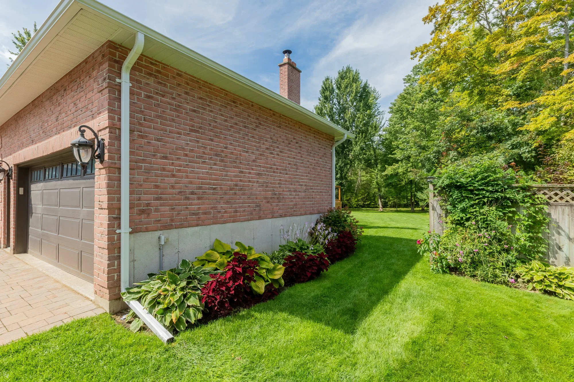 34 Amberglen Court, Holland Landing-53.jpg