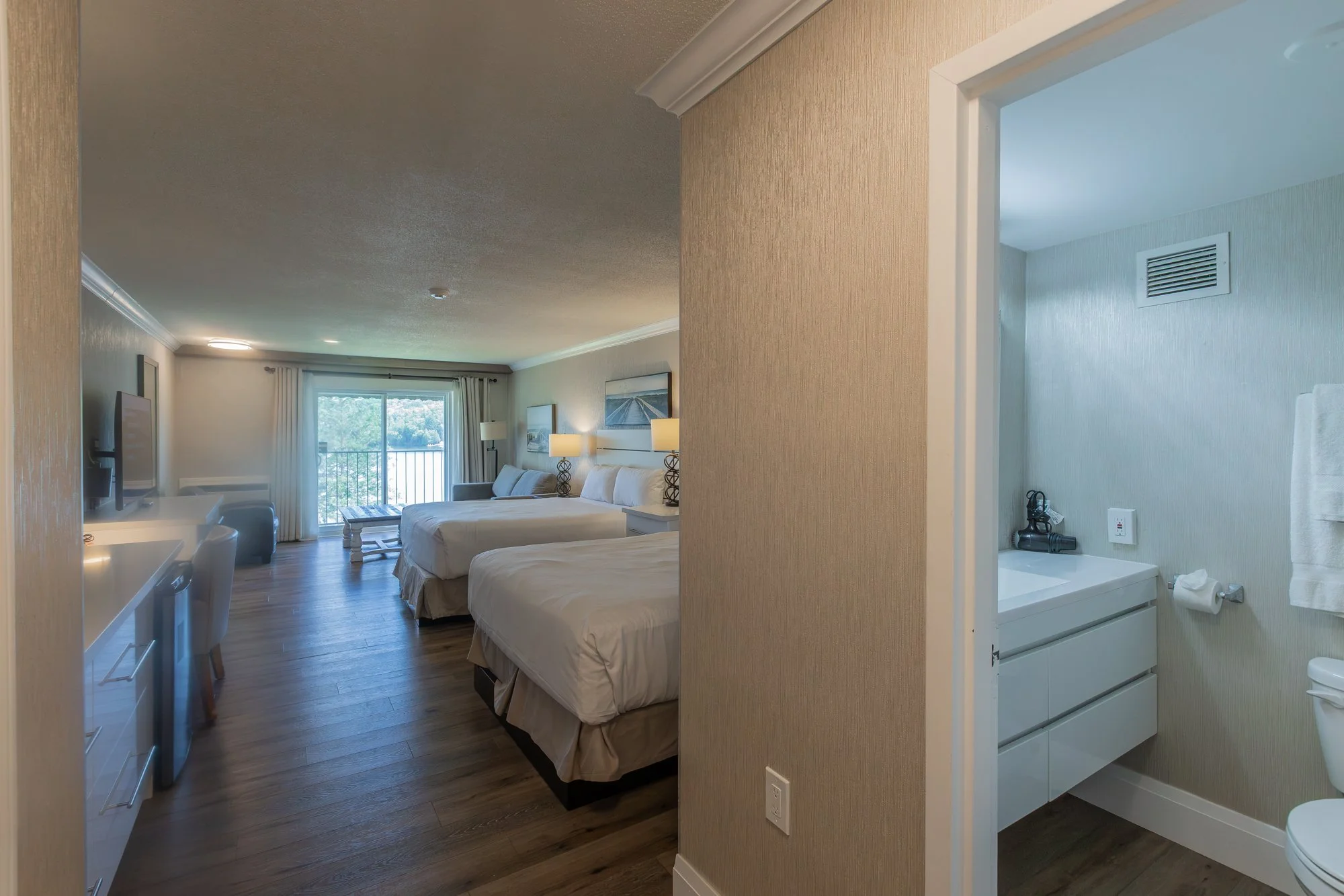 1235 Deerhurst Drive, Bayshore Building Unit 302, Huntsville-21.jpg