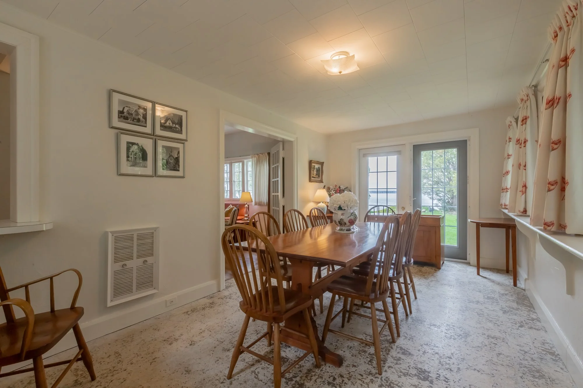 724 Lake Drive North, Roches Point-83.jpg