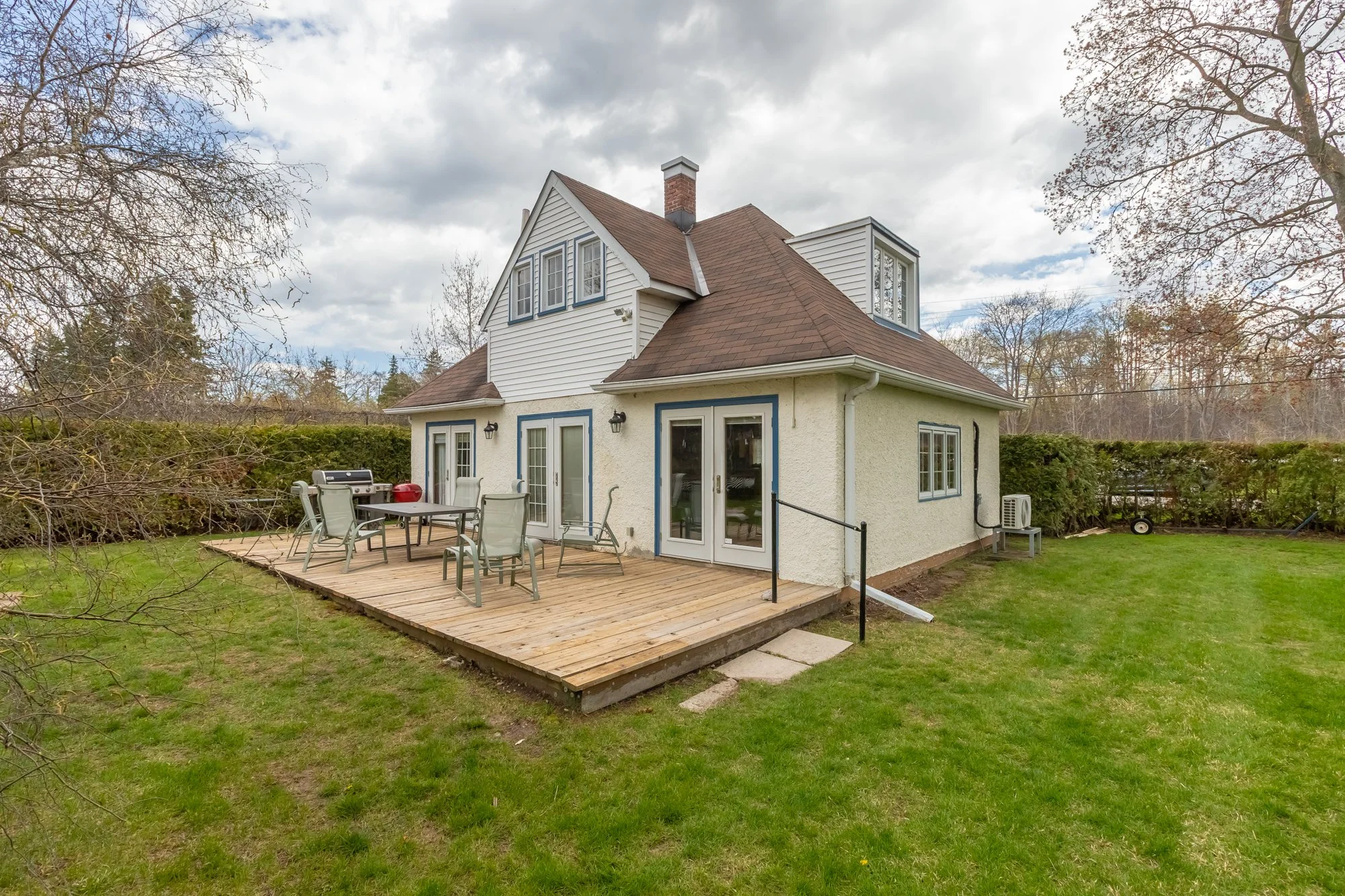 724 Lake Drive North, Roches Point-8.jpg