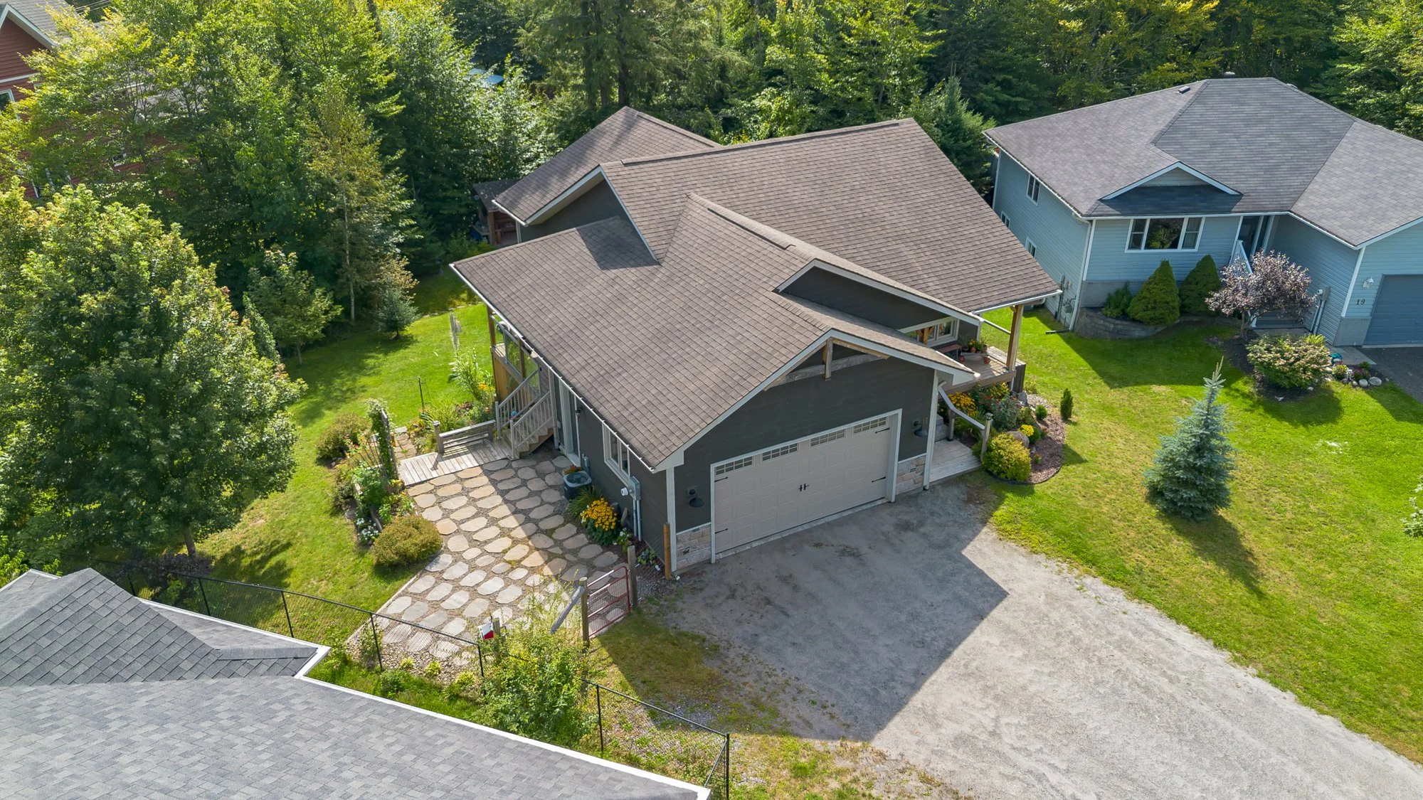 17 Hart Court, Huntsville - SUMMER UPDATE-74.jpg