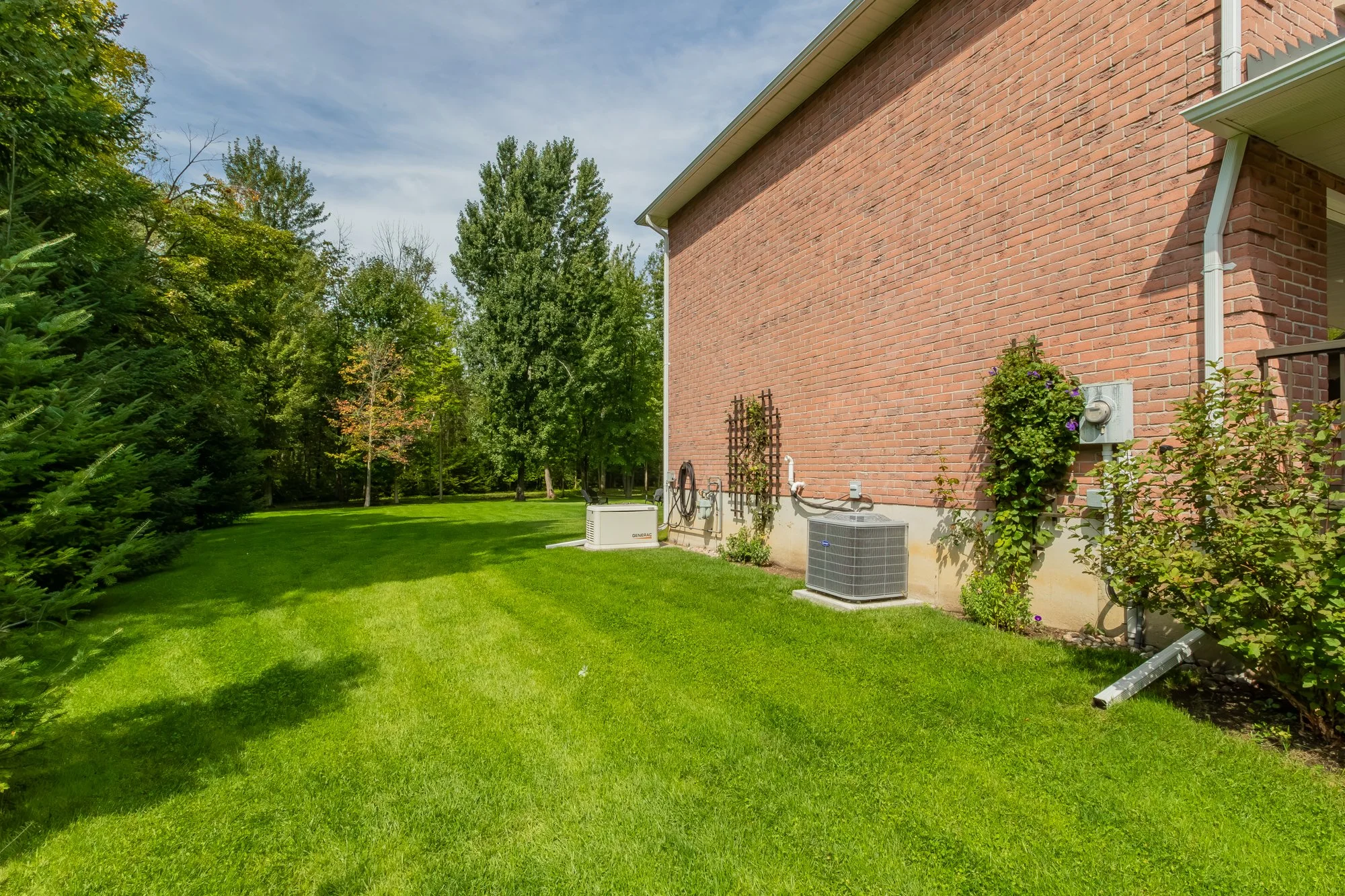 34 Amberglen Court, Holland Landing-34.jpg