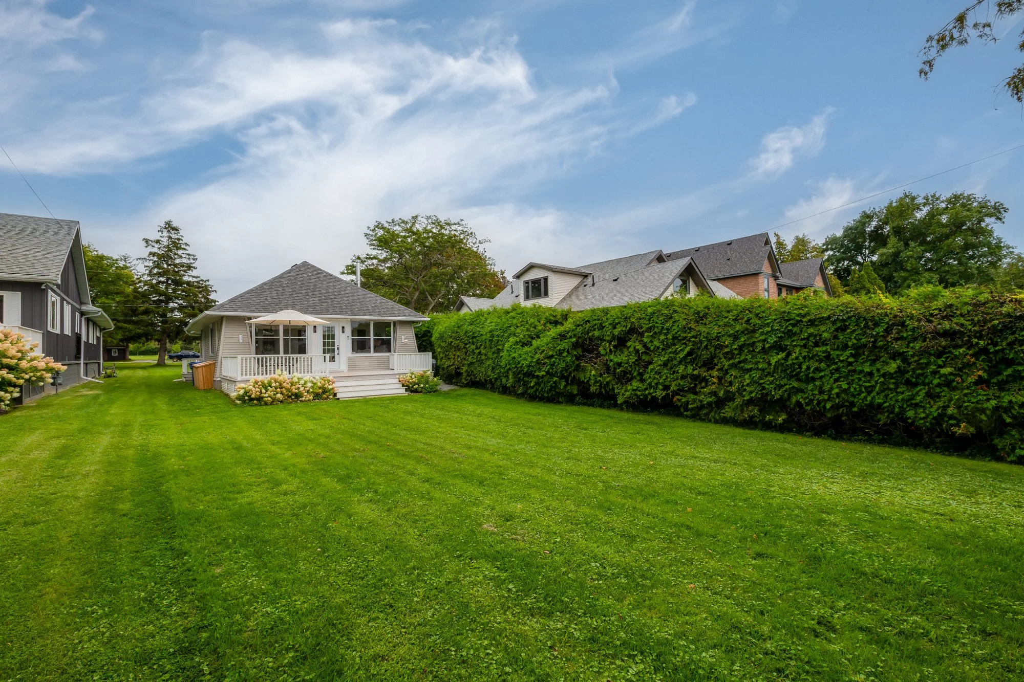 913 Lake Drive North, Georgina-7.jpg