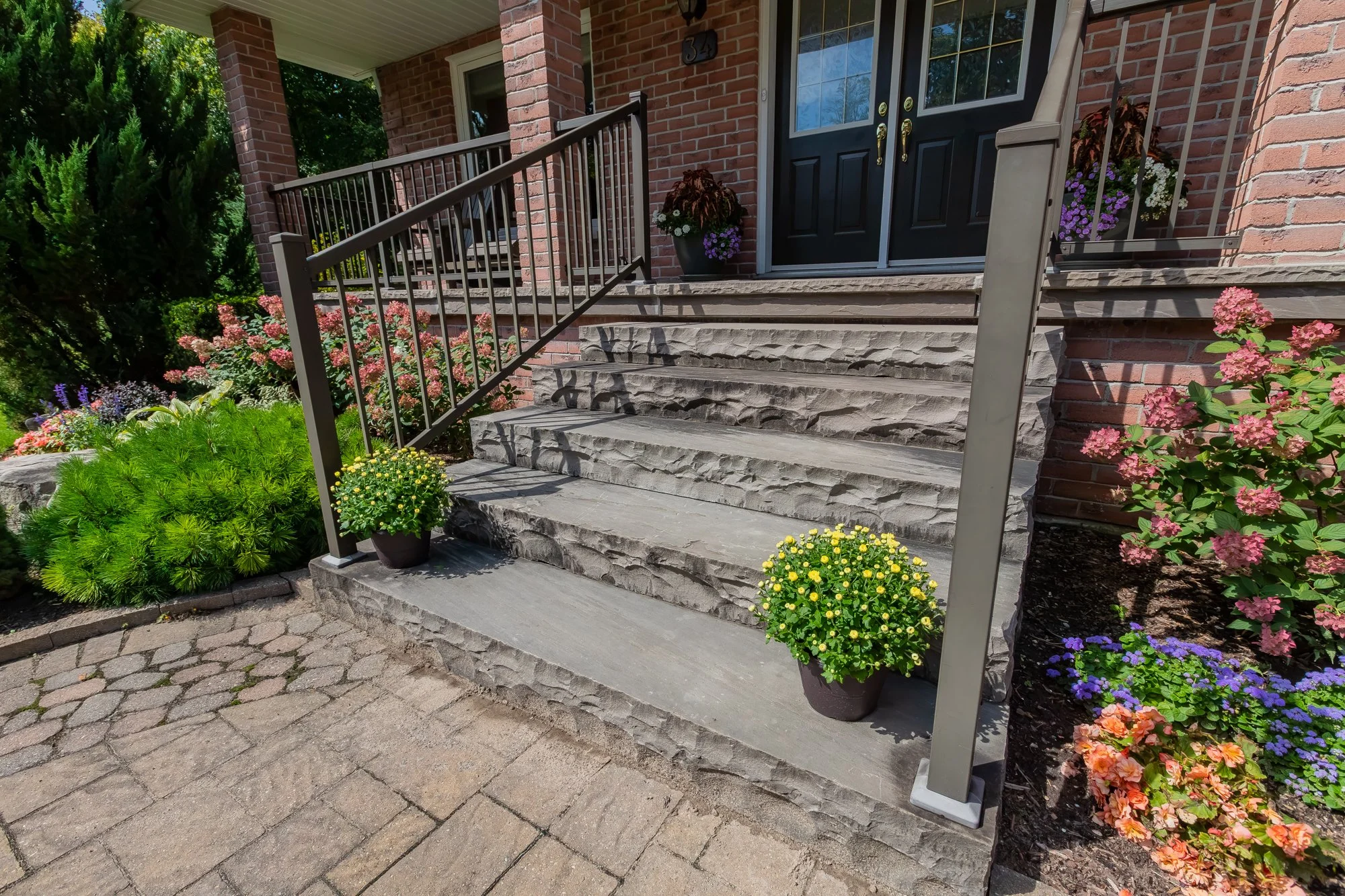 34 Amberglen Court, Holland Landing-22.jpg