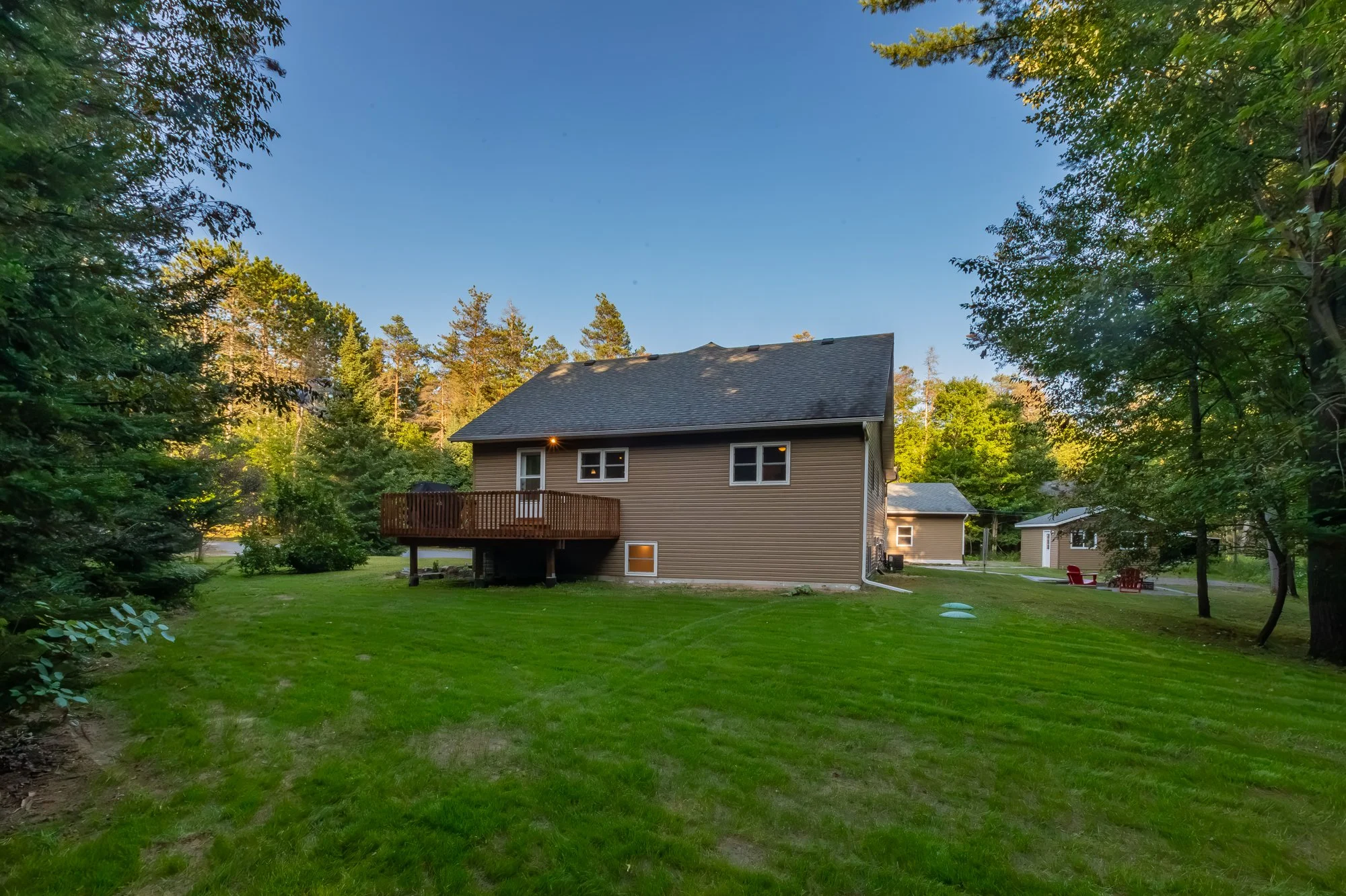 419 South Mary Lake Road, Port Sydney-42.jpg