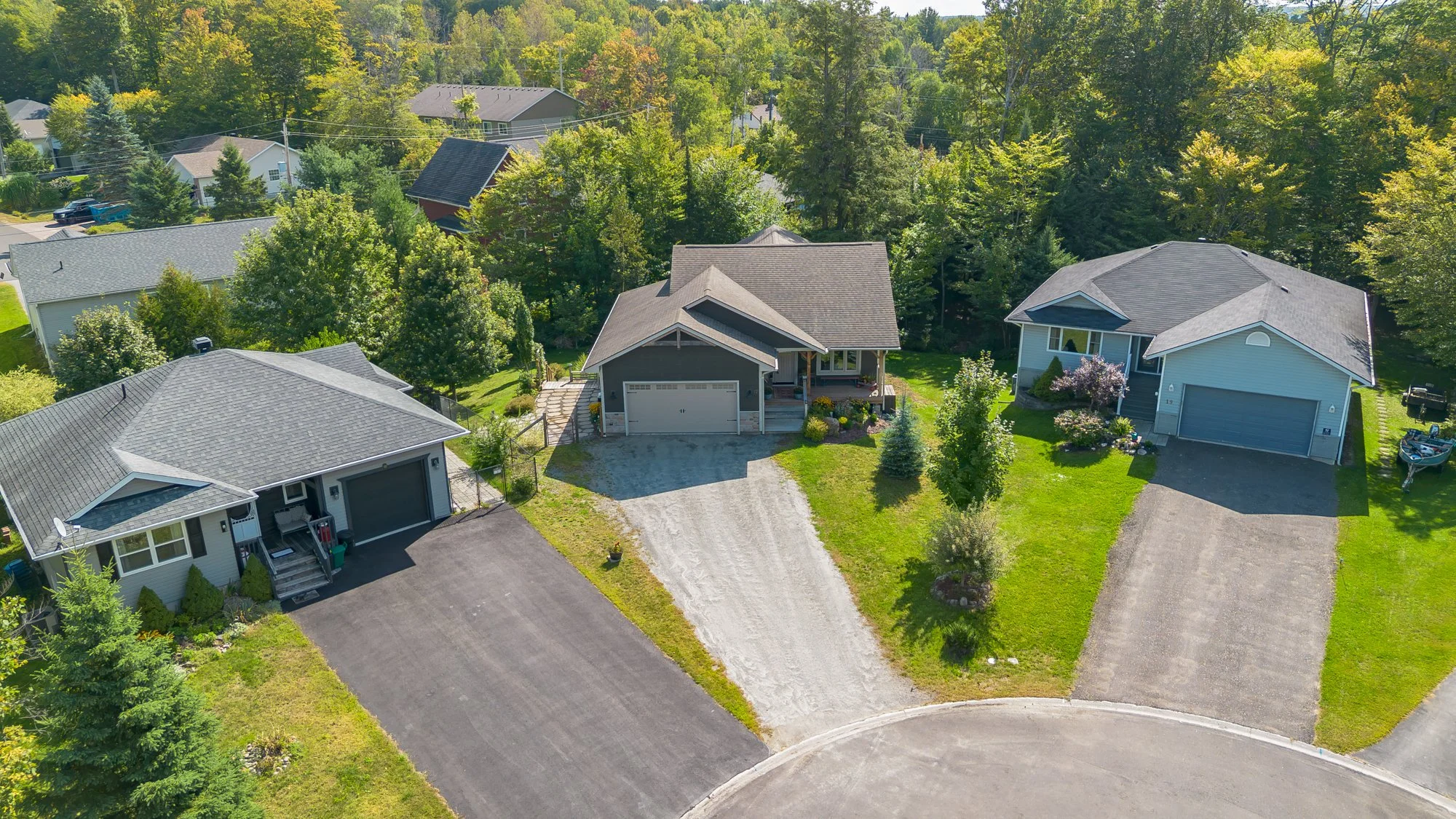 17 Hart Court, Huntsville - SUMMER UPDATE-56.jpg