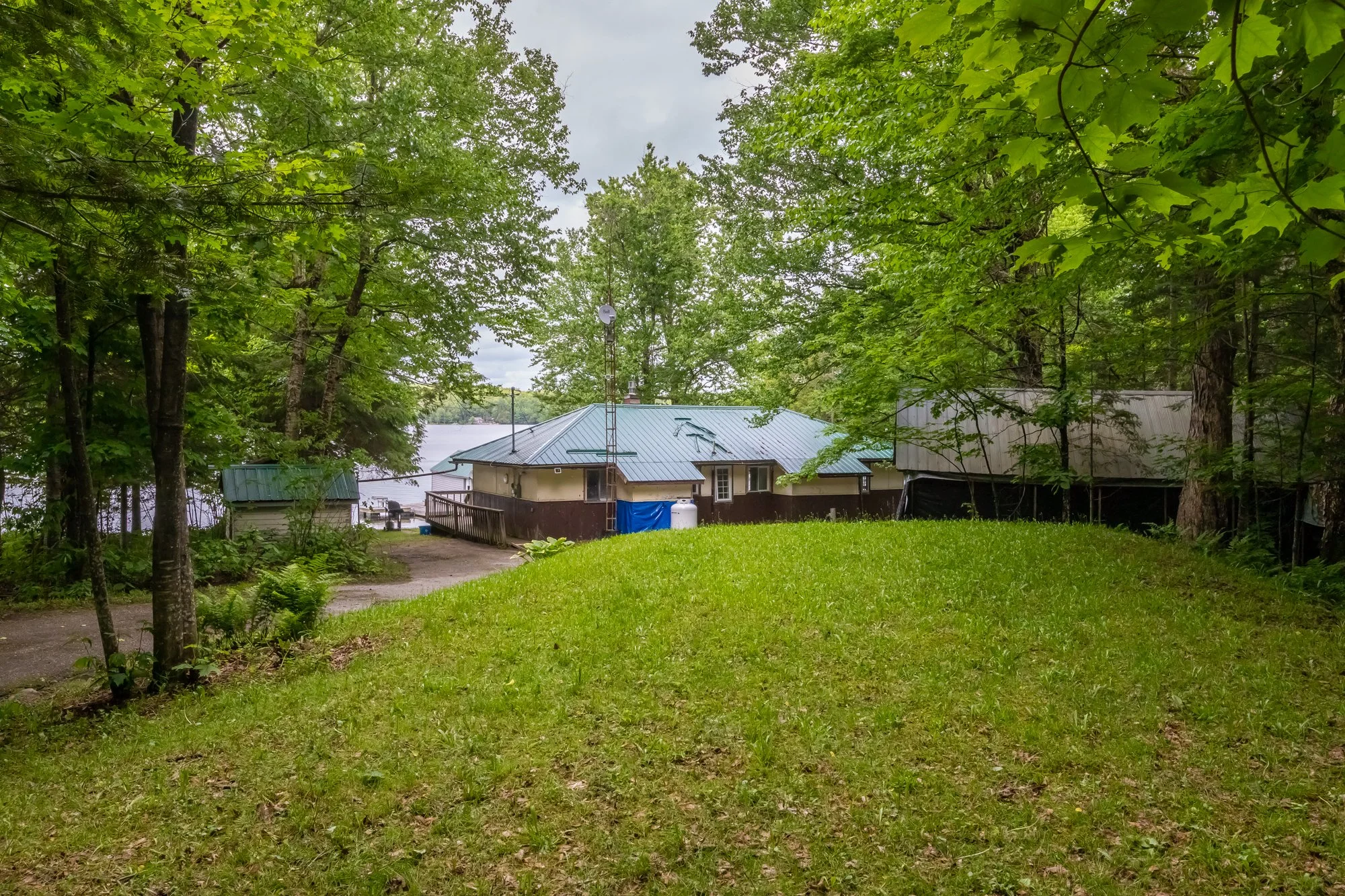 339 Sunnylea Avenue, Katrine-4.jpg