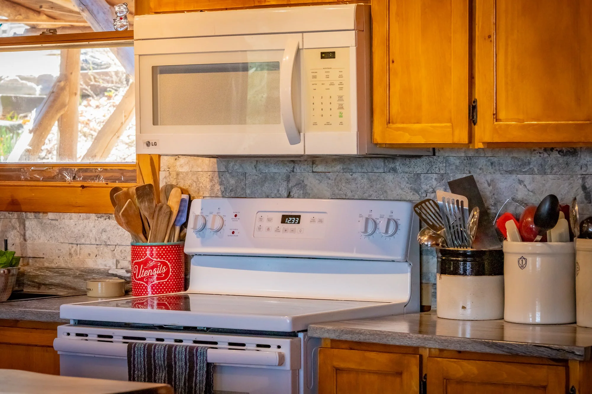 1113 Crobiel Lake Drive, Dorset-76.jpg