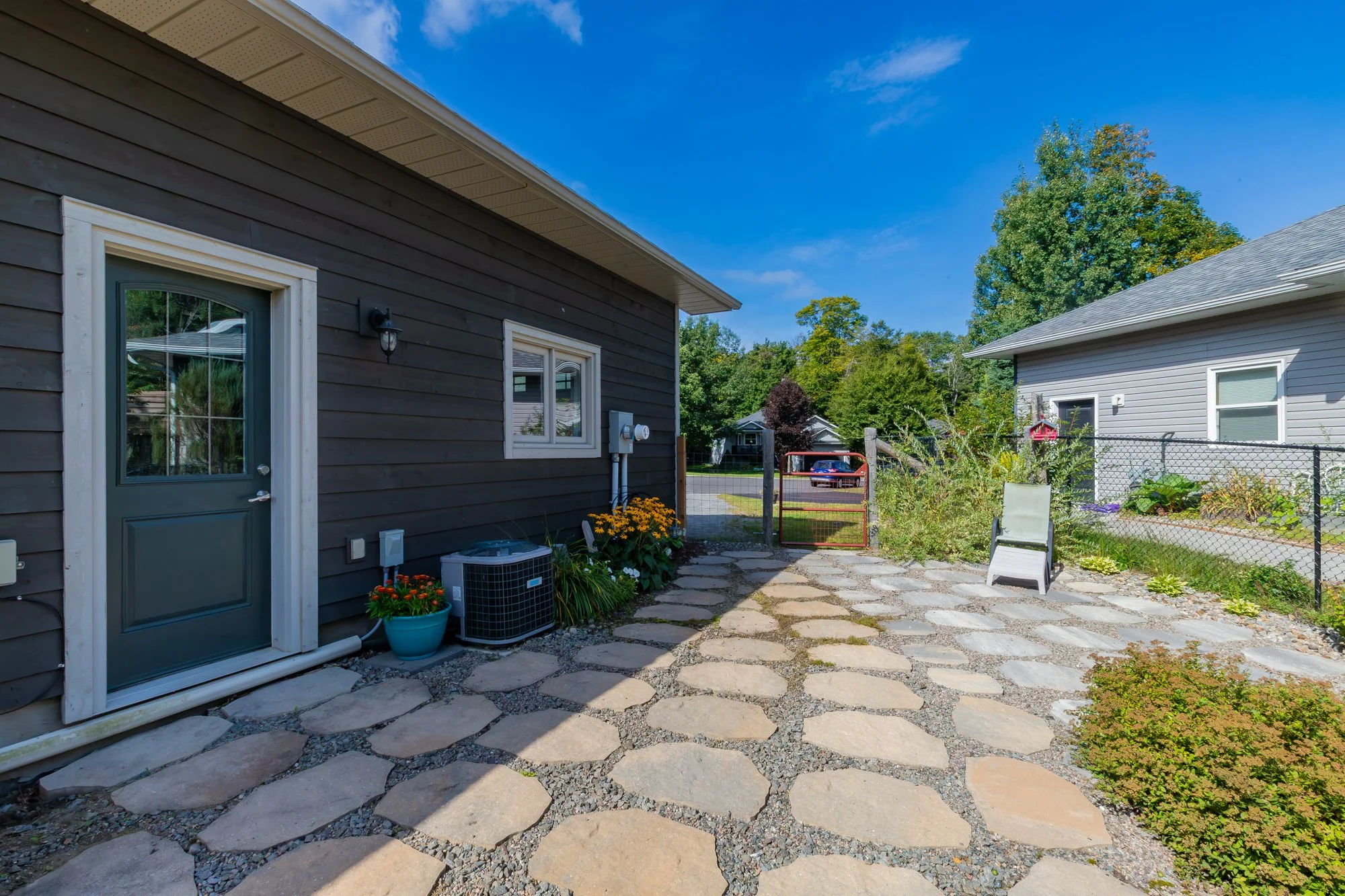 17 Hart Court, Huntsville - SUMMER UPDATE-50.jpg
