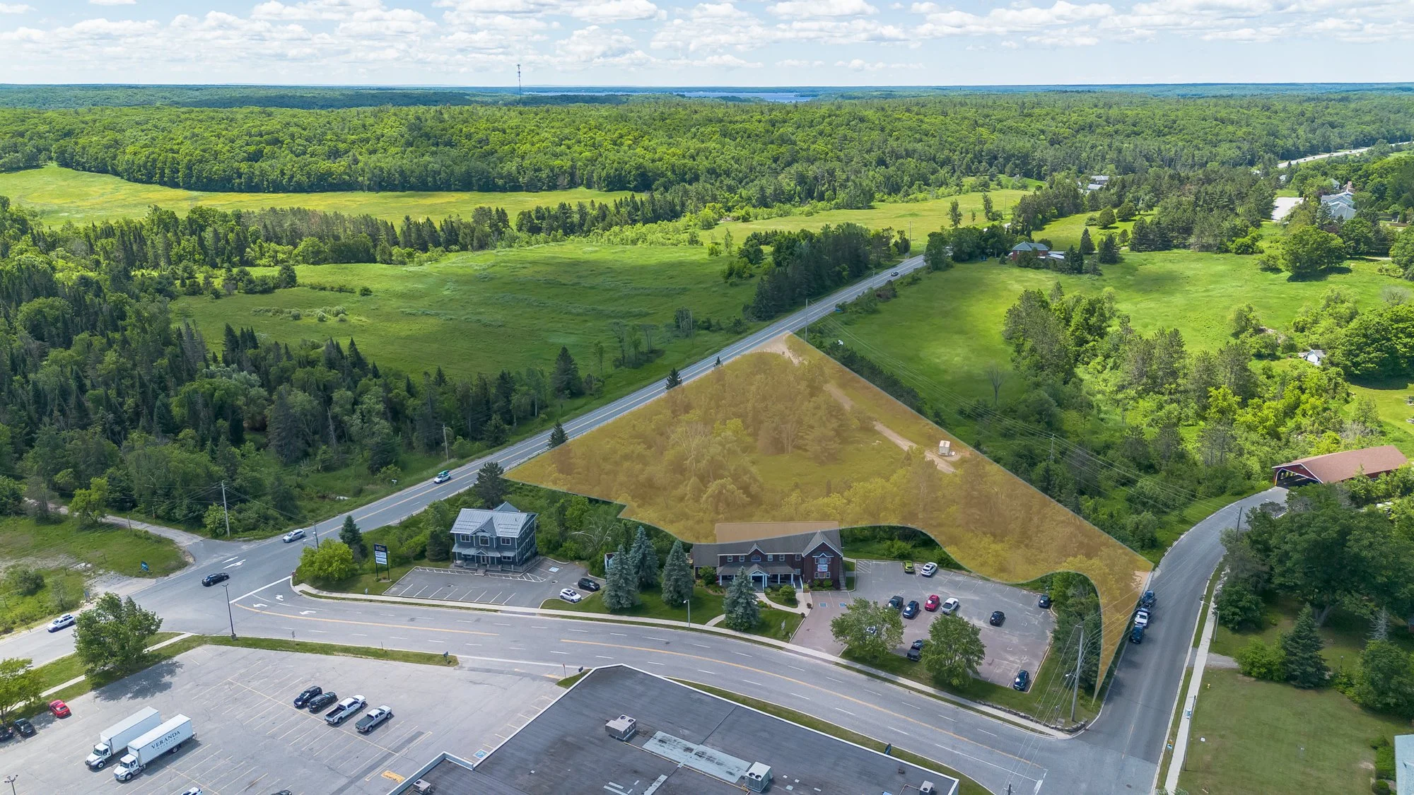 551 Highway 118 West, Bracebridge-18.jpg