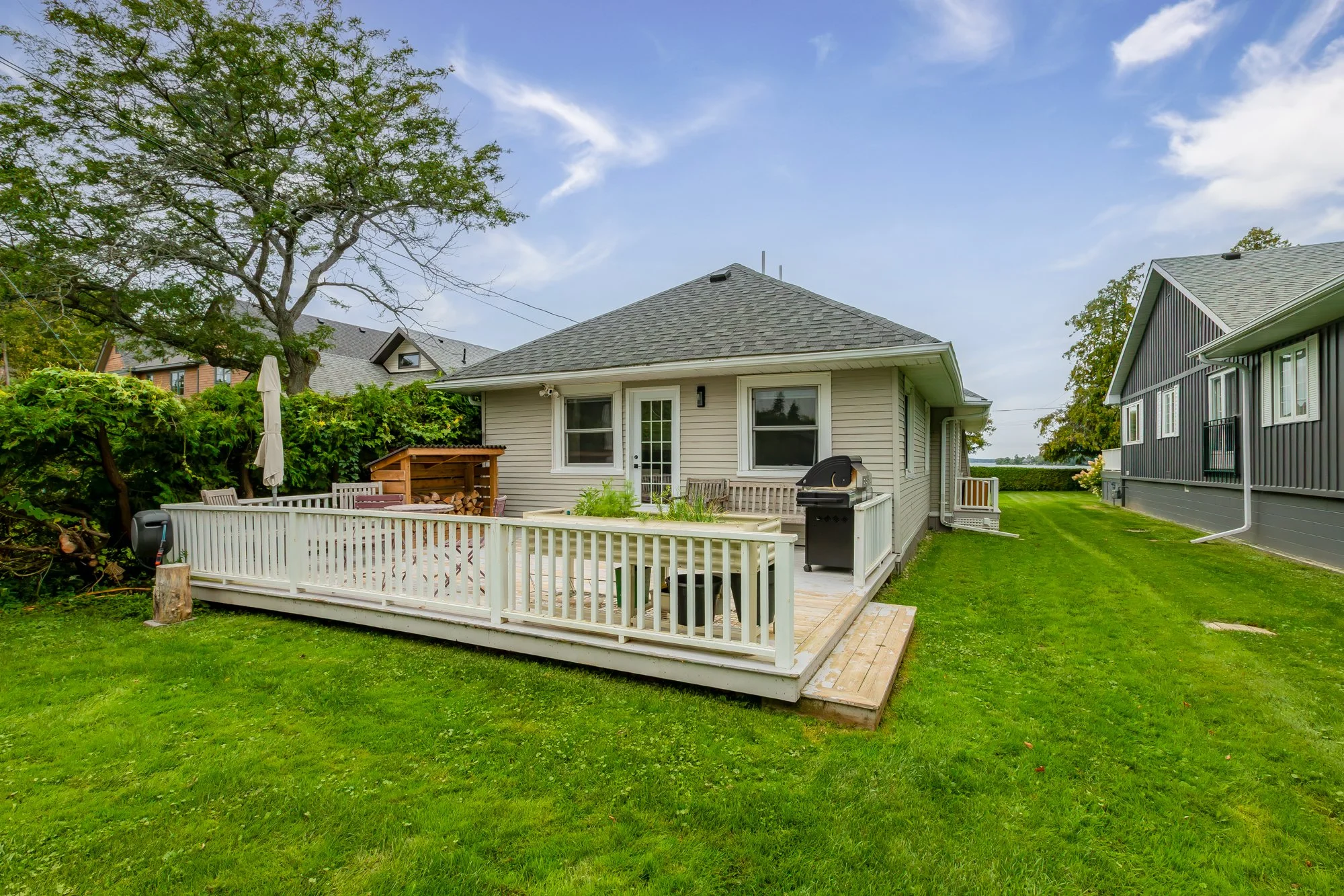 913 Lake Drive North, Georgina-64.jpg