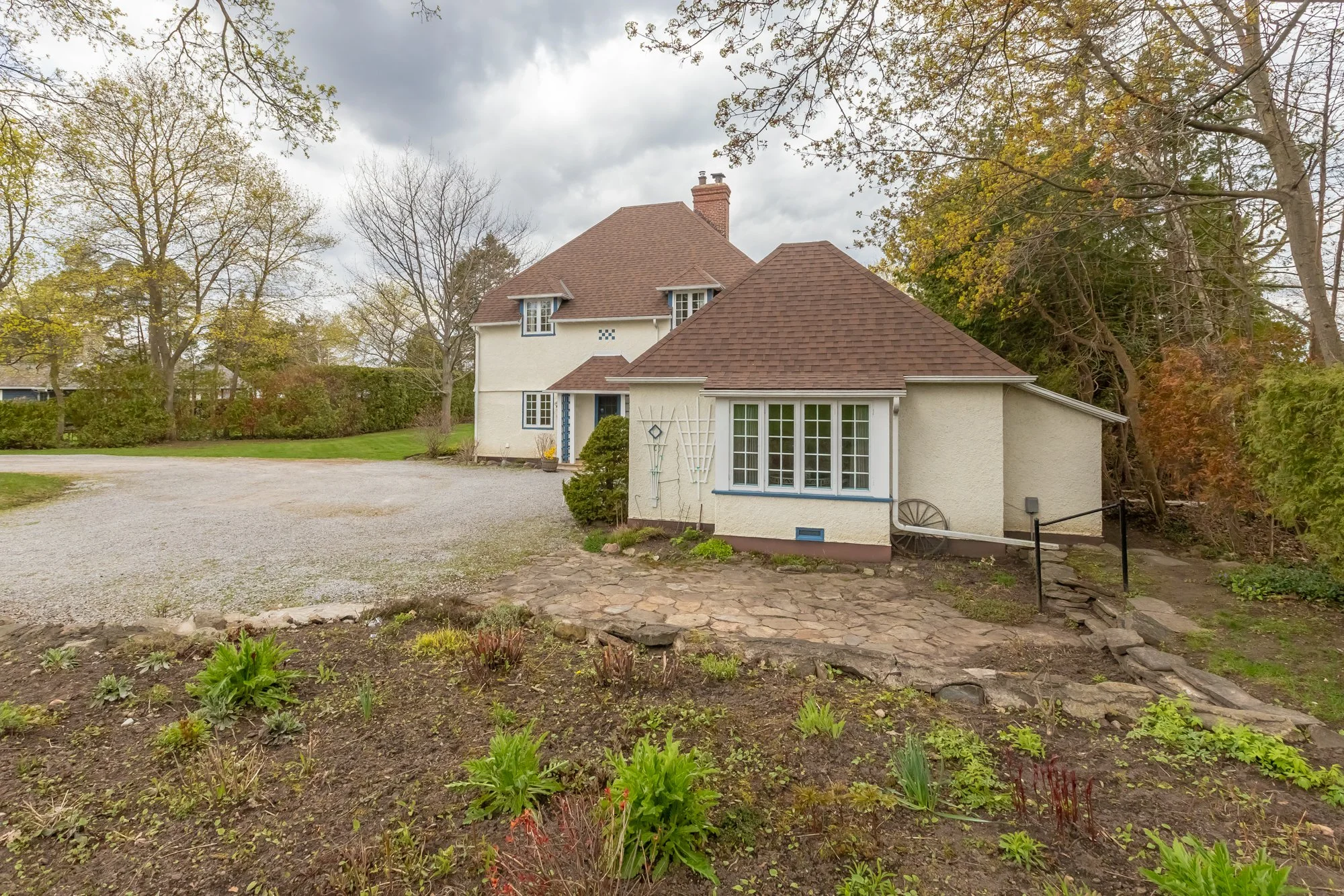724 Lake Drive North, Roches Point-14.jpg