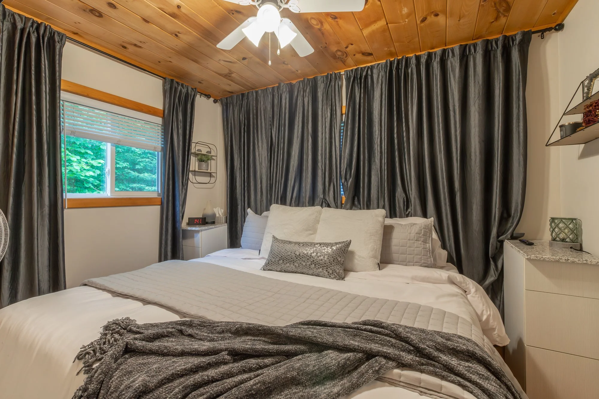1628 Boshkung Lake Road, Buttermilk Falls-47.jpg