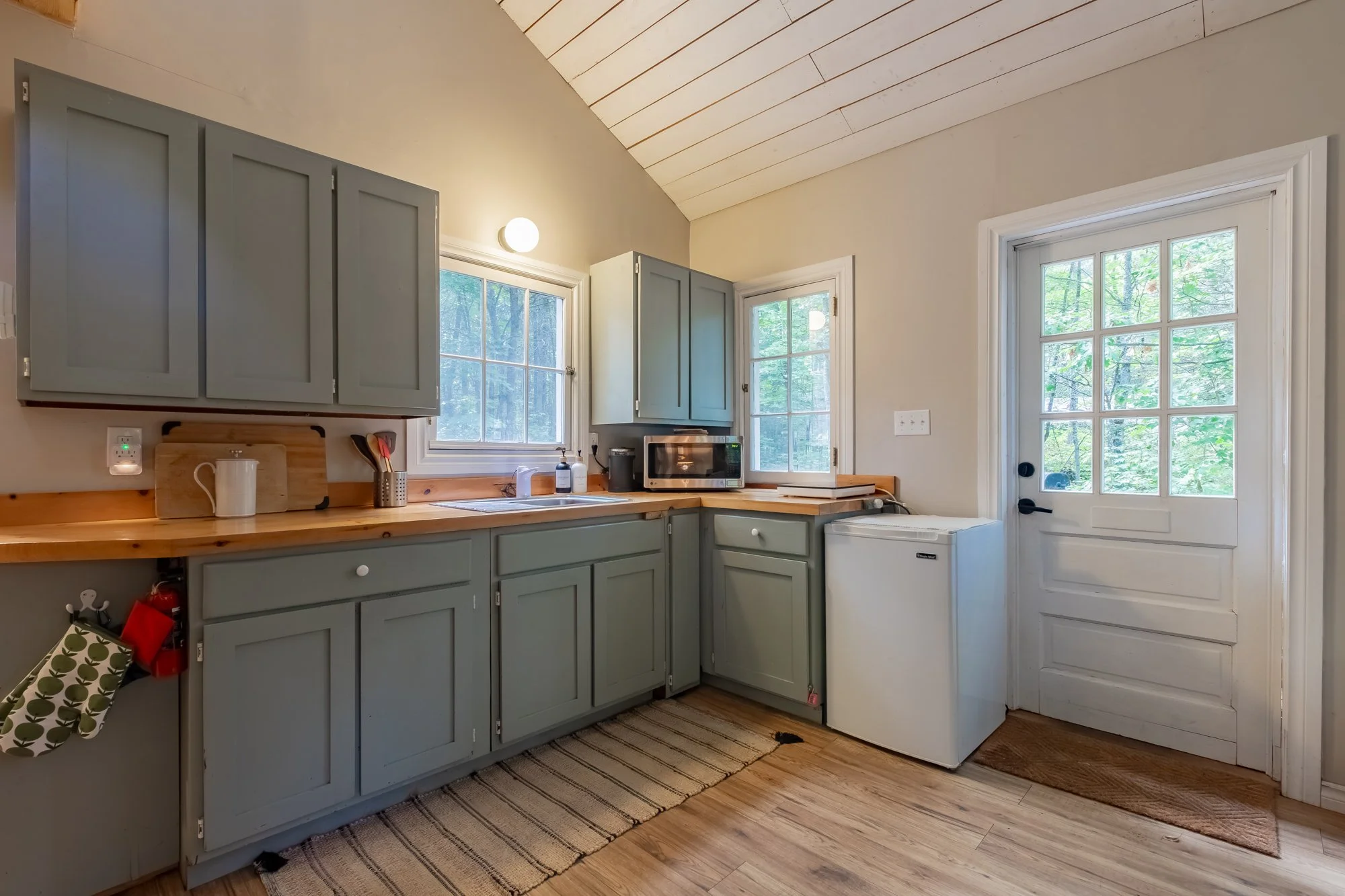 1547 North Pickerel Lake Road, Burk's Falls-58.jpg