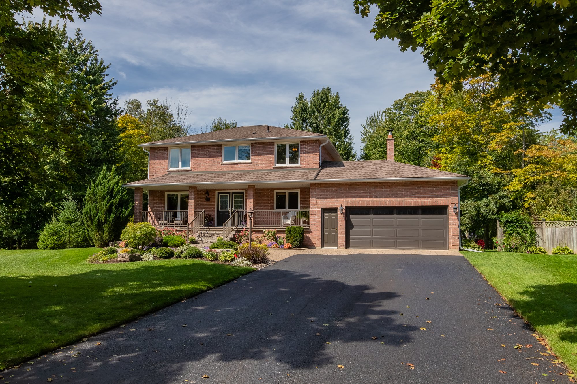 34 Amberglen Court, Holland Landing-5.jpg