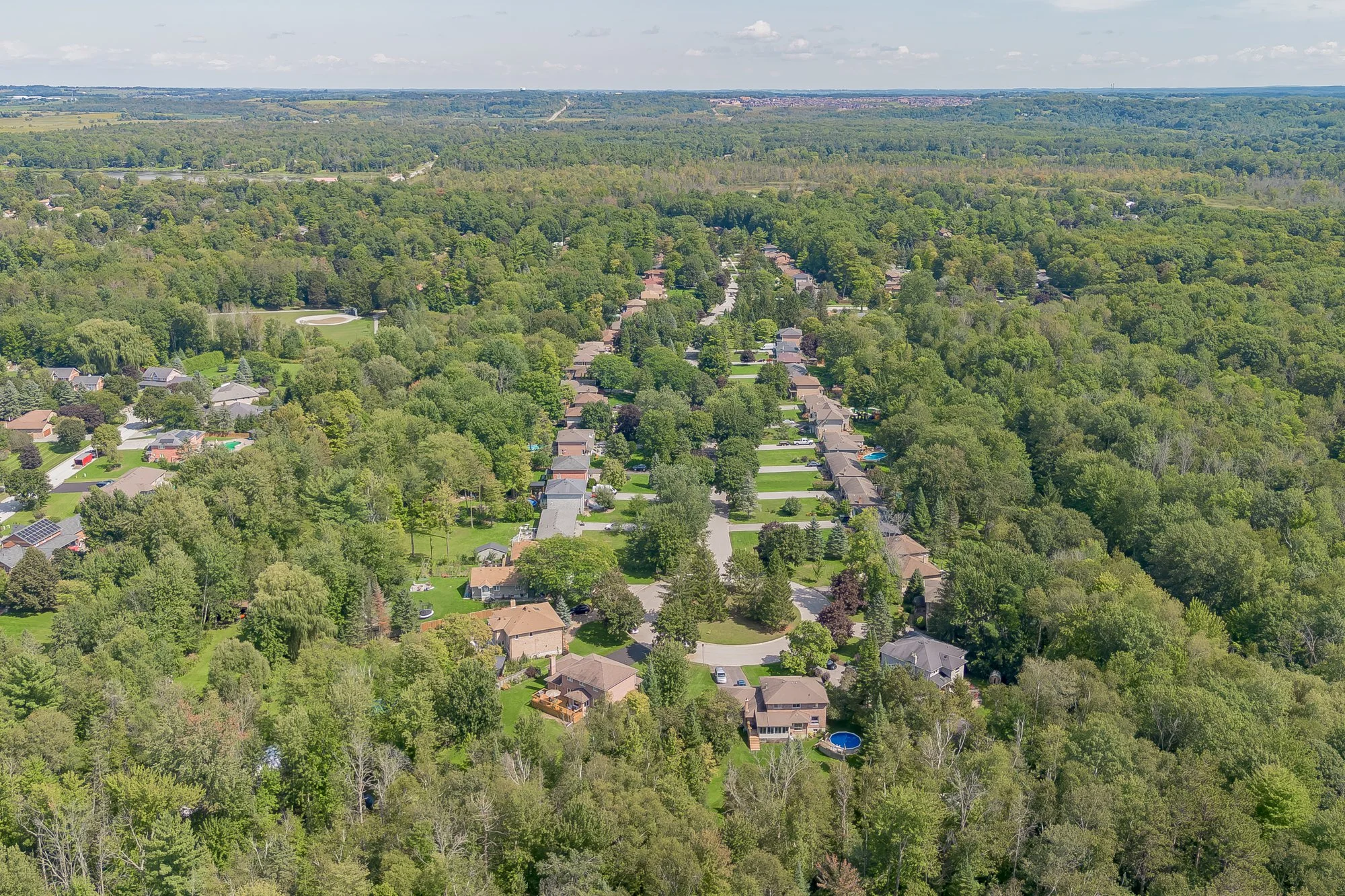 34 Amberglen Court, Holland Landing-128.jpg