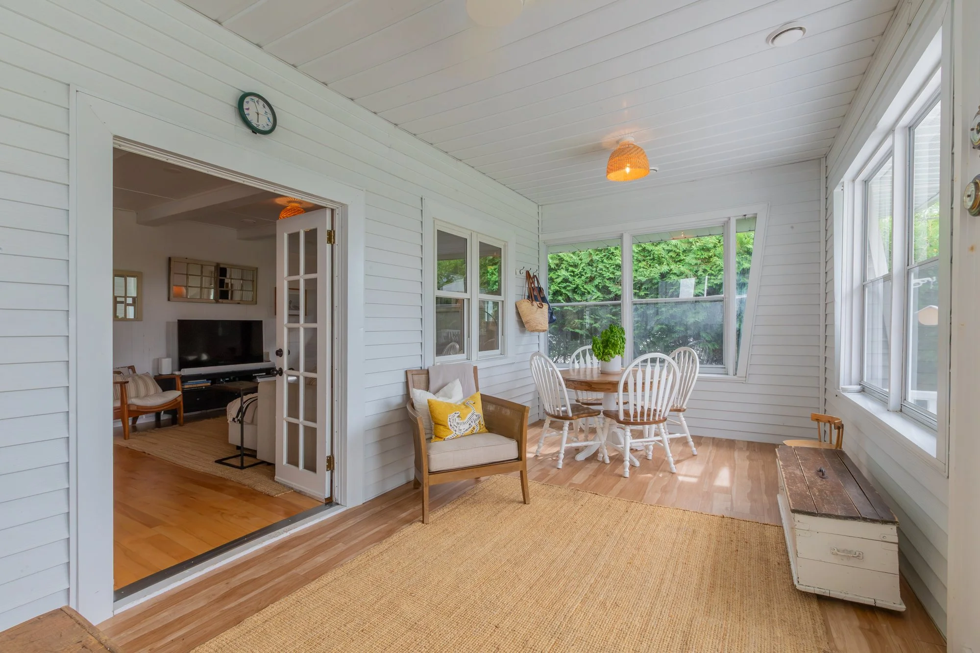913 Lake Drive North, Georgina-17.jpg