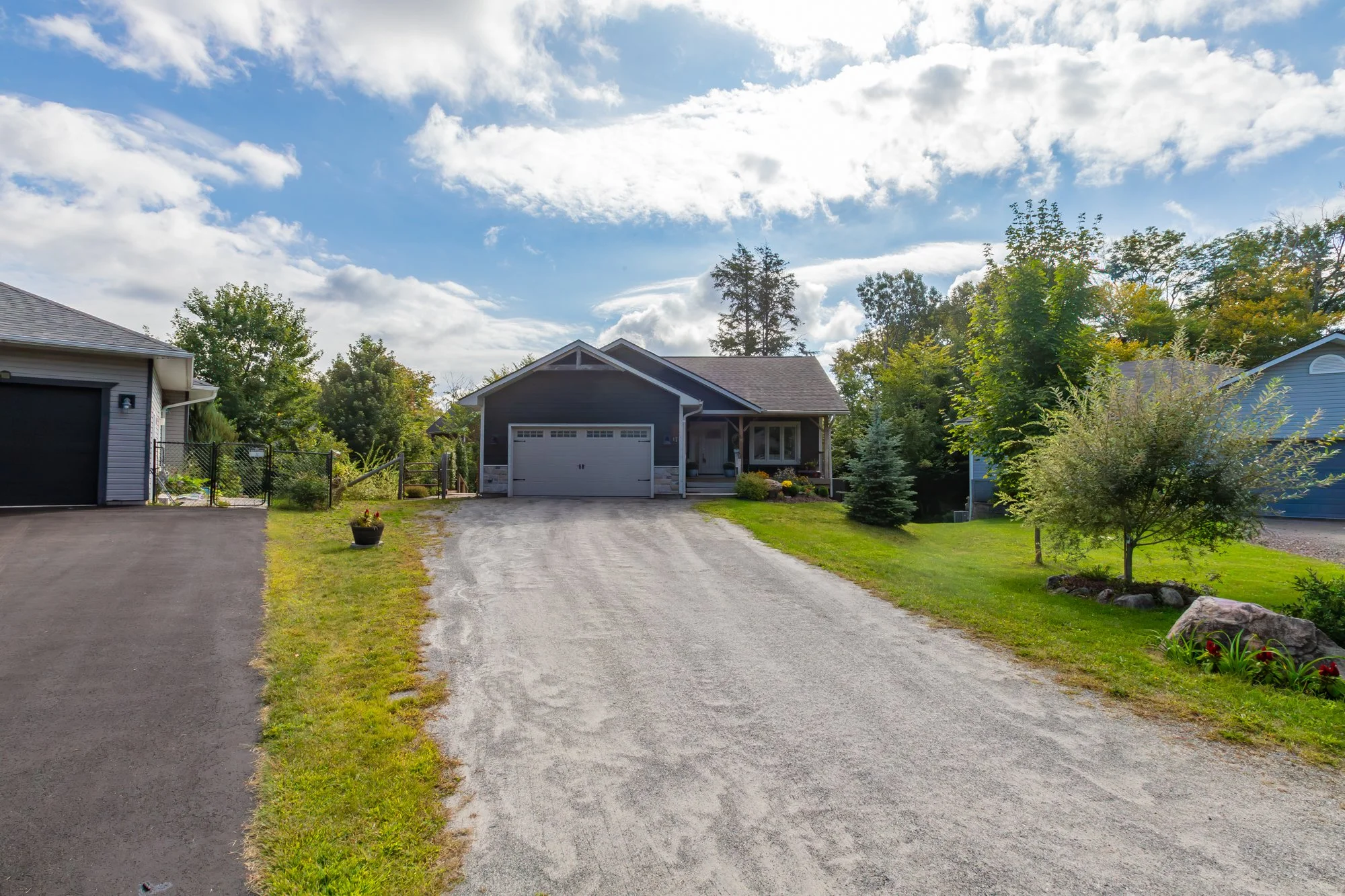 17 Hart Court, Huntsville - SUMMER UPDATE-2.jpg