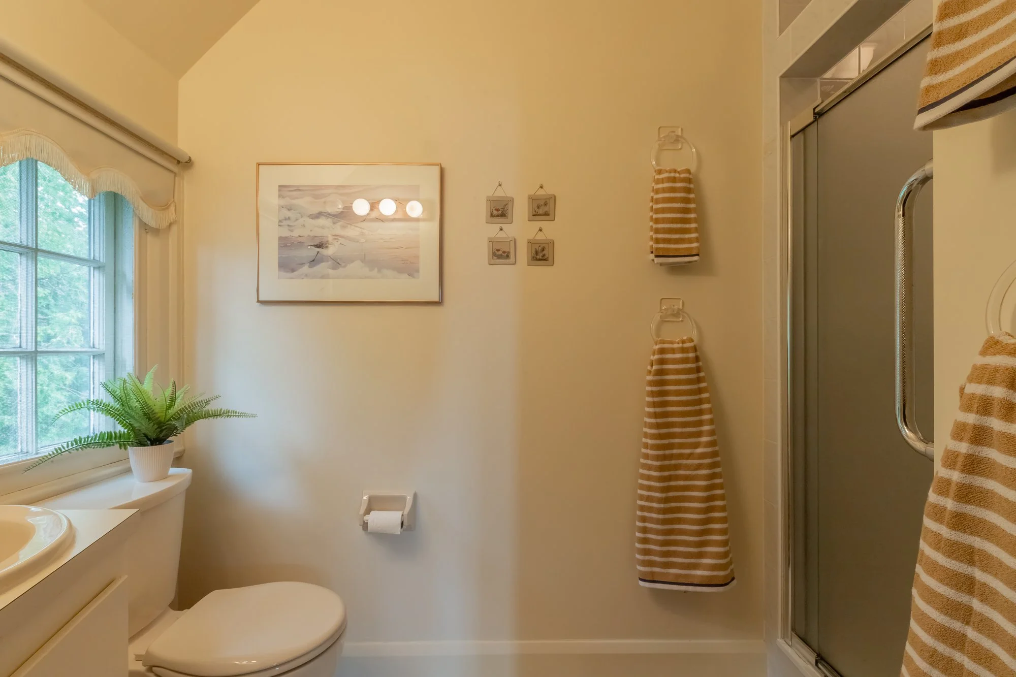 724 Lake Drive North, Roches Point-100.jpg