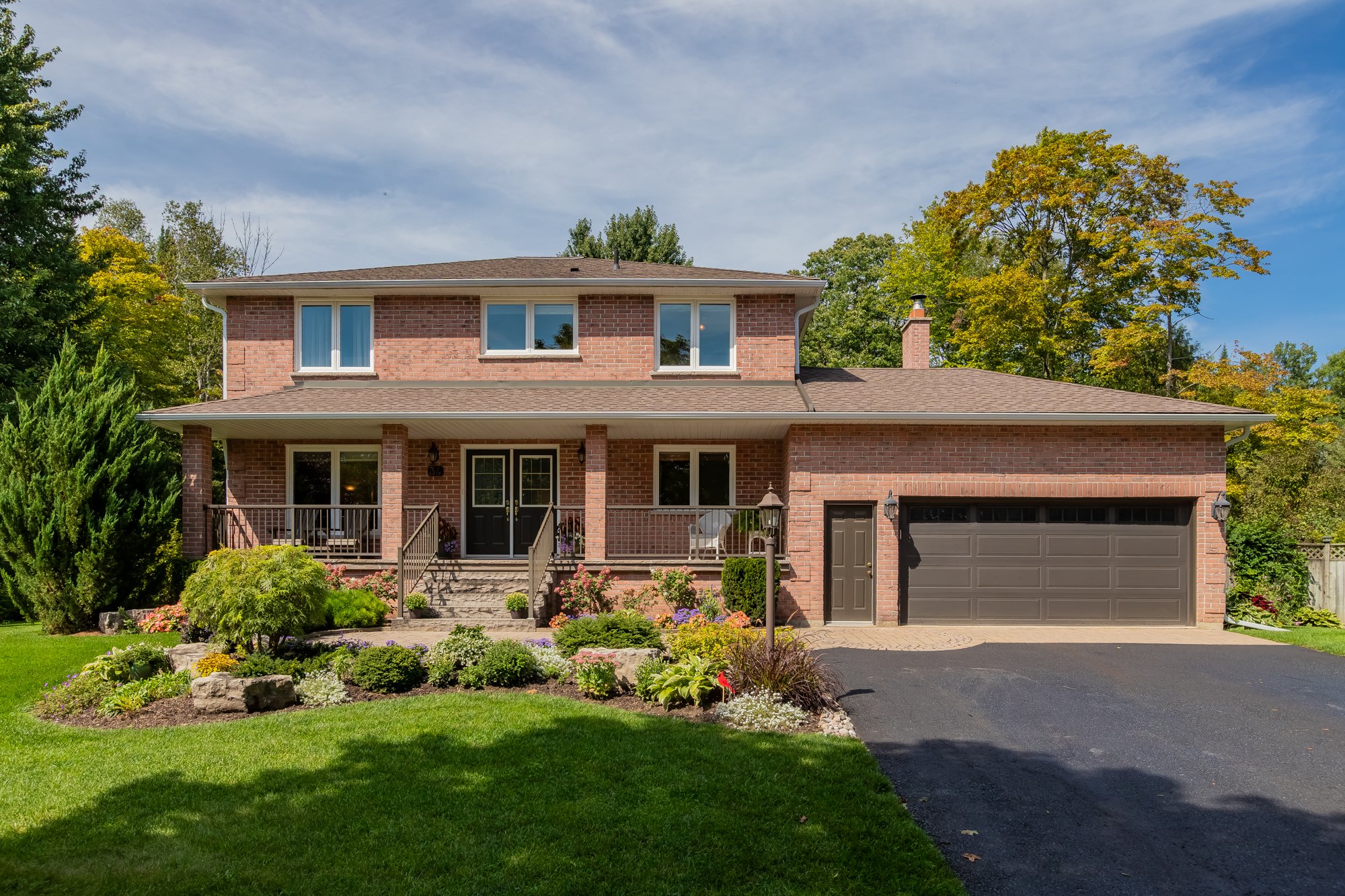 34 Amberglen Court, Holland Landing-9.jpg