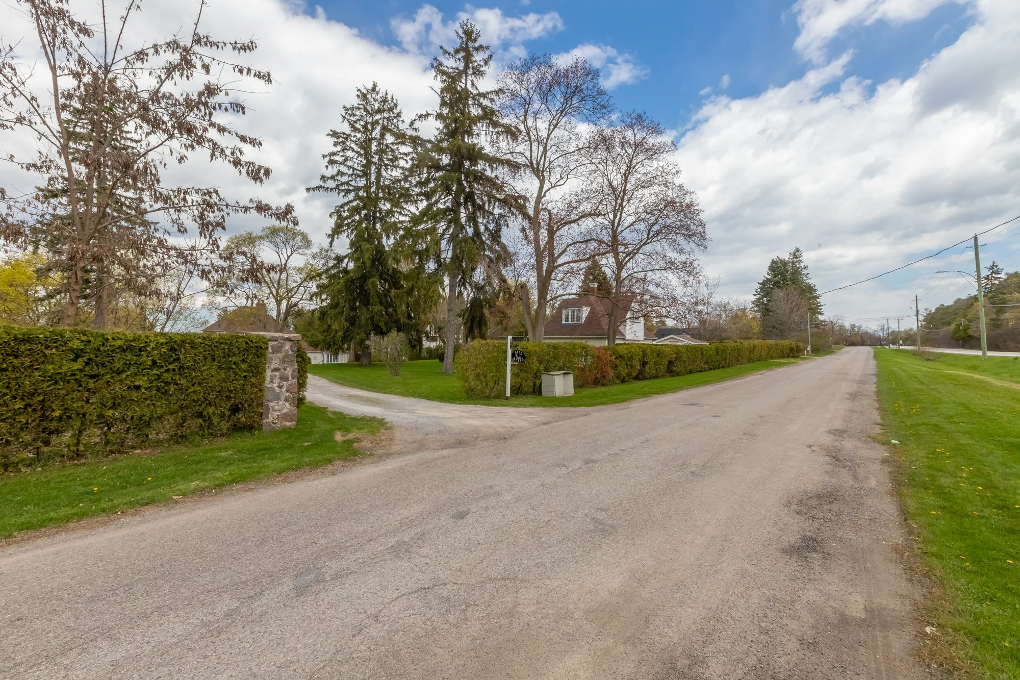 724 Lake Drive North, Roches Point-1.jpg