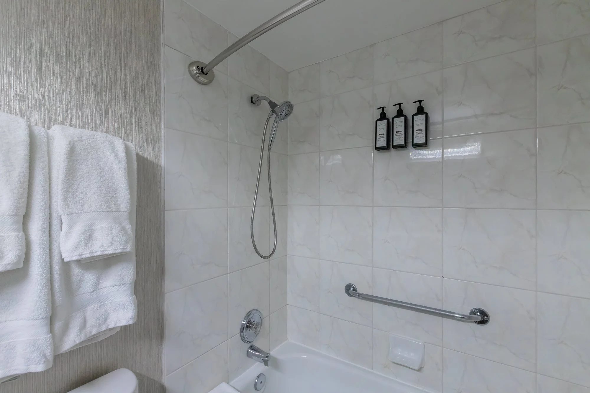 1235 Deerhurst Drive, Bayshore Building Unit 302, Huntsville-23.jpg