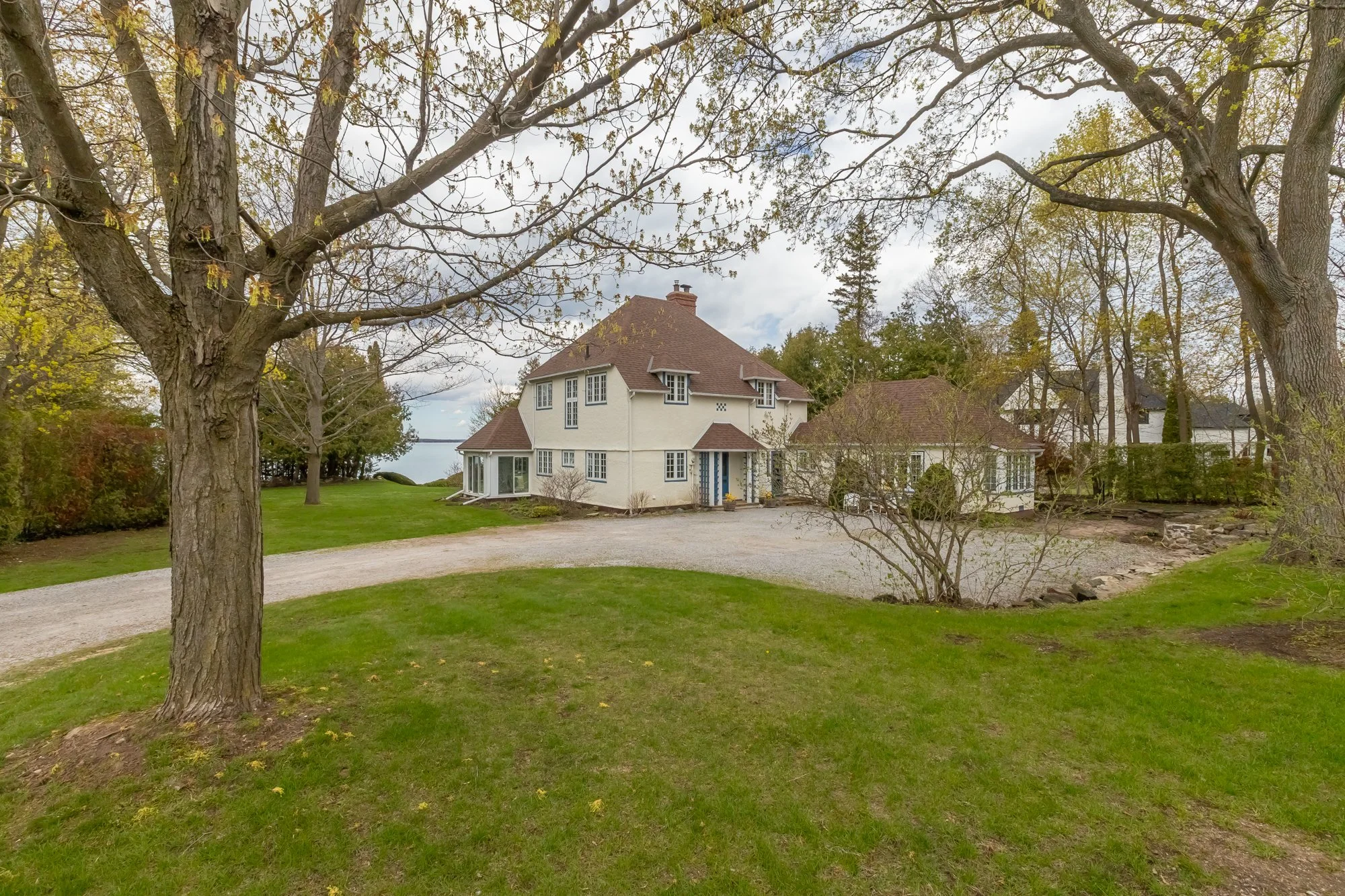 724 Lake Drive North, Roches Point-20.jpg