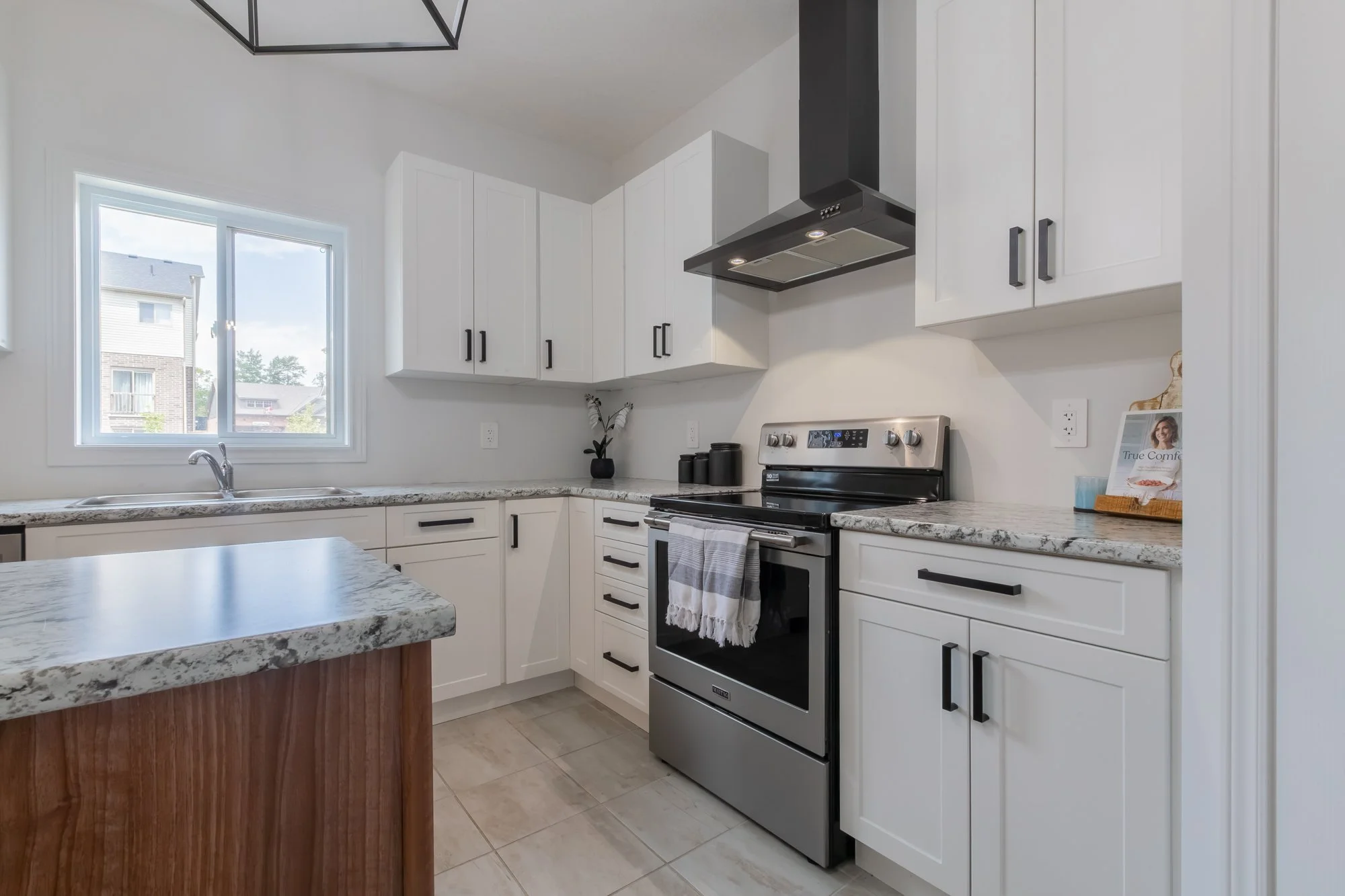 75 Eaglecrest Avenue, Huntsville-38.jpg