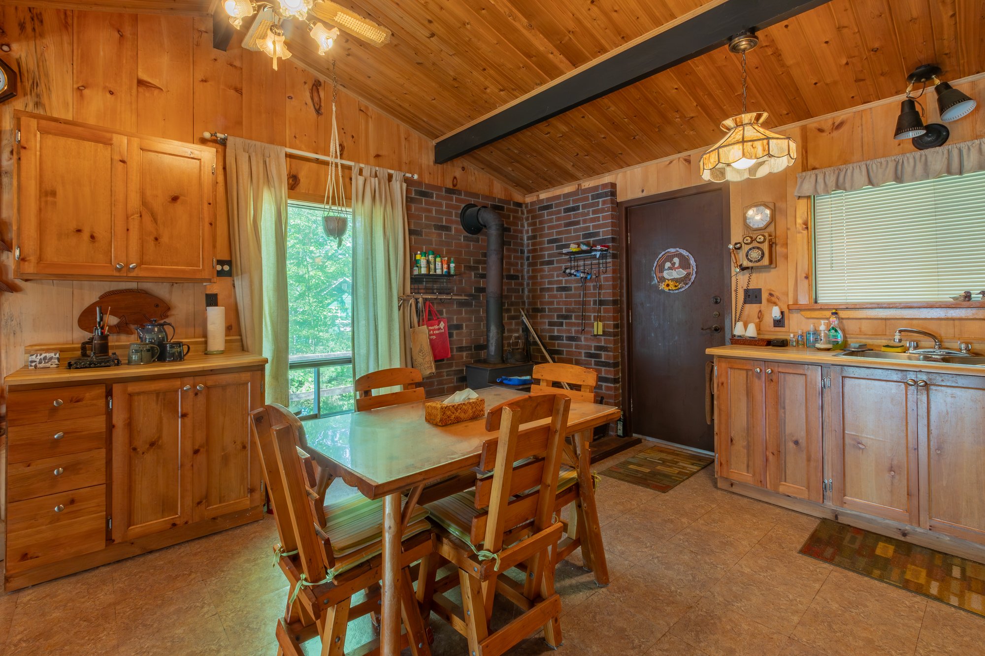 1077 Misty Lane, Gravenhurst-86.jpg