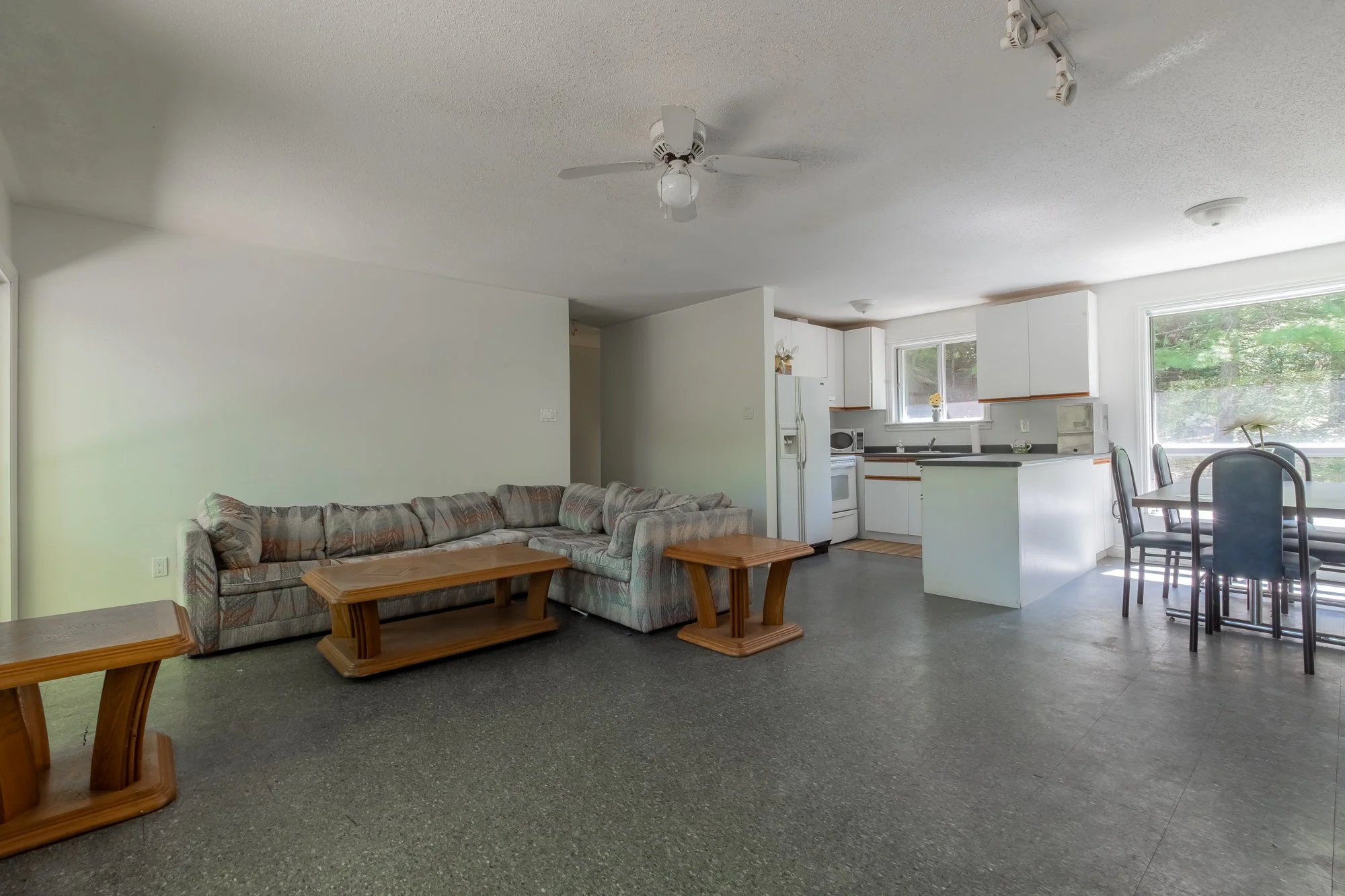 1114 River Haven Road, Bracebridge-36.jpg