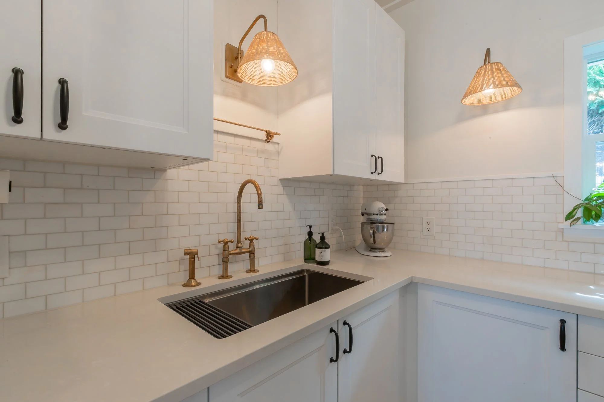 913 Lake Drive North, Georgina-37.jpg